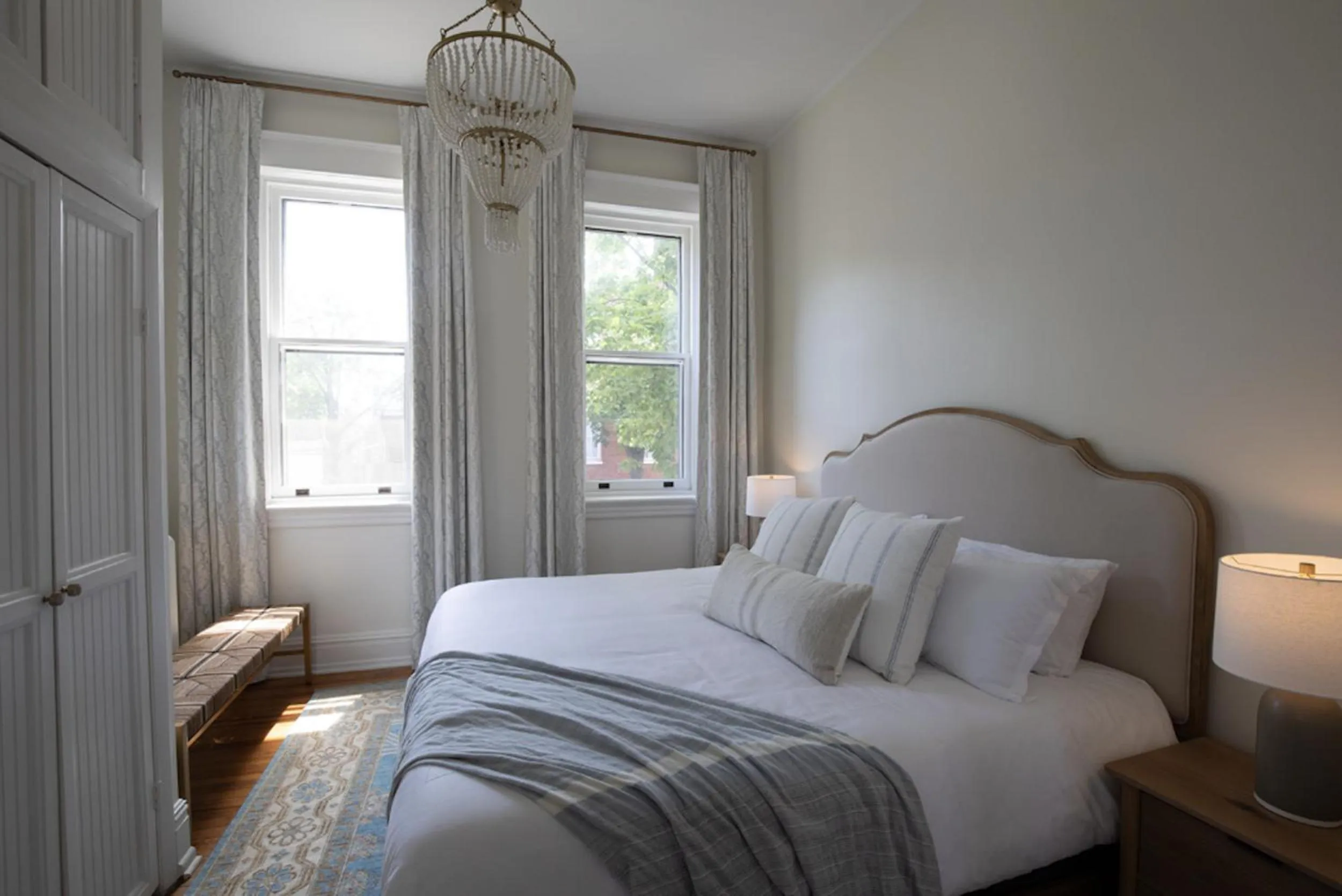 Bedroom, Bed in The Boulevard Inn