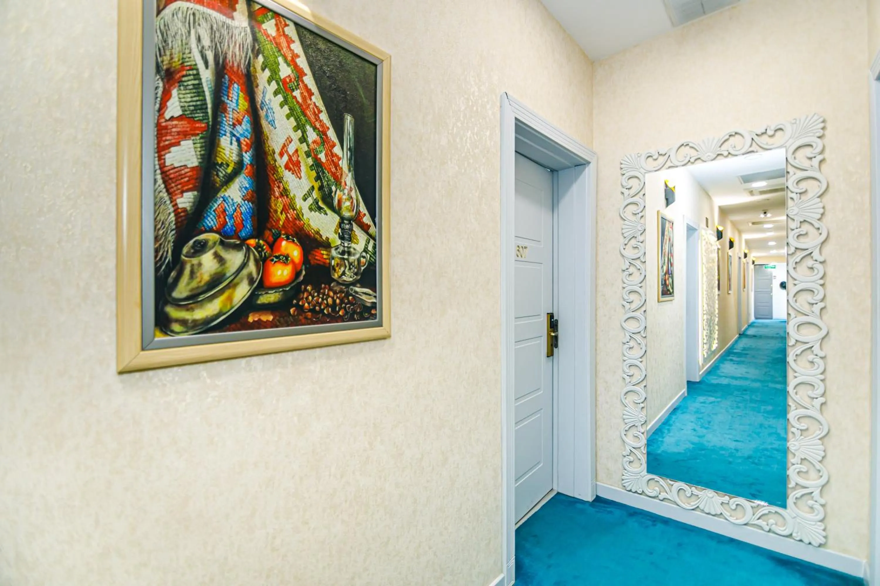 Decorative detail in Essam Deluxe Hotel