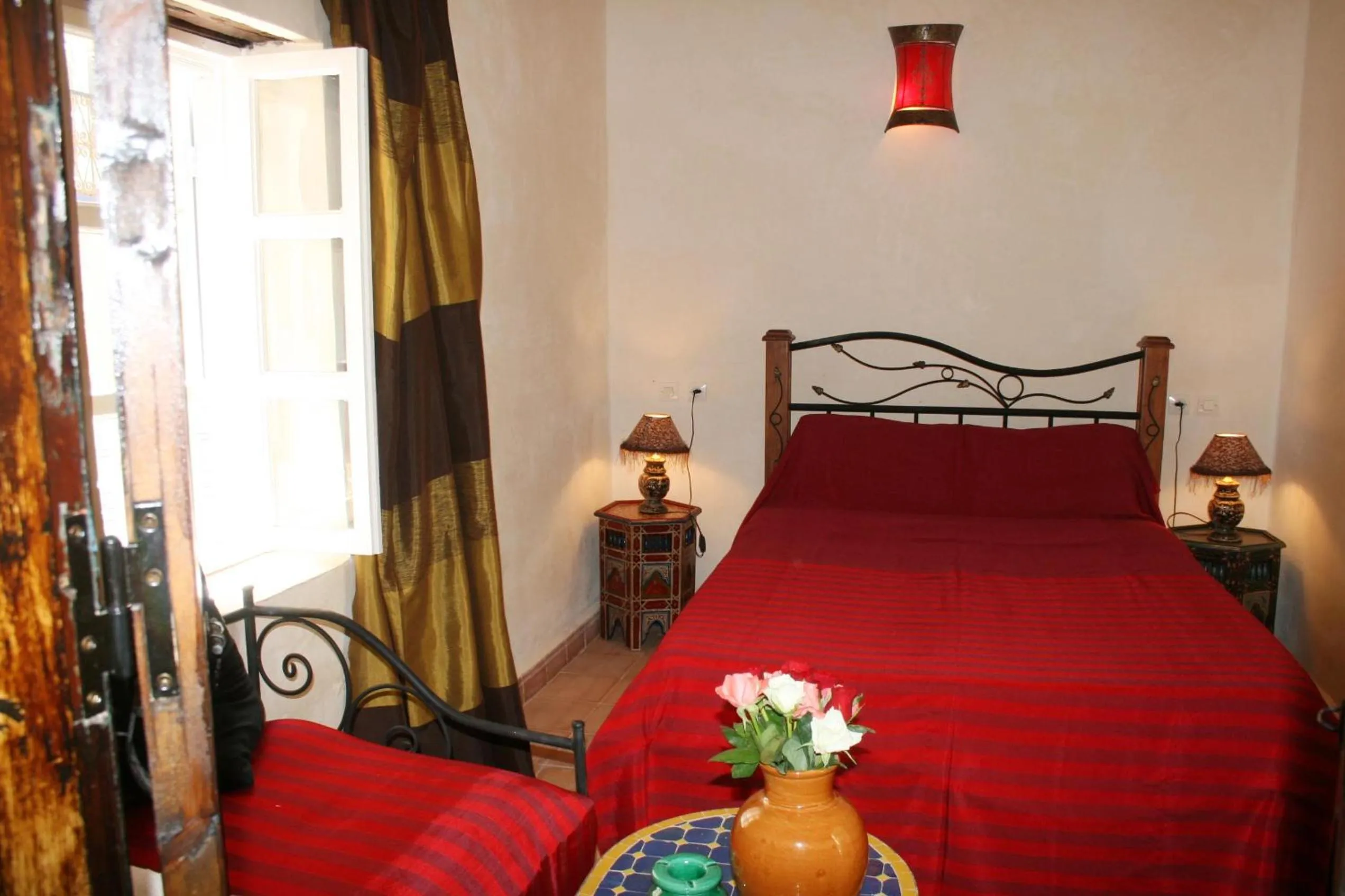 Bed in Riad Chakir Mogador