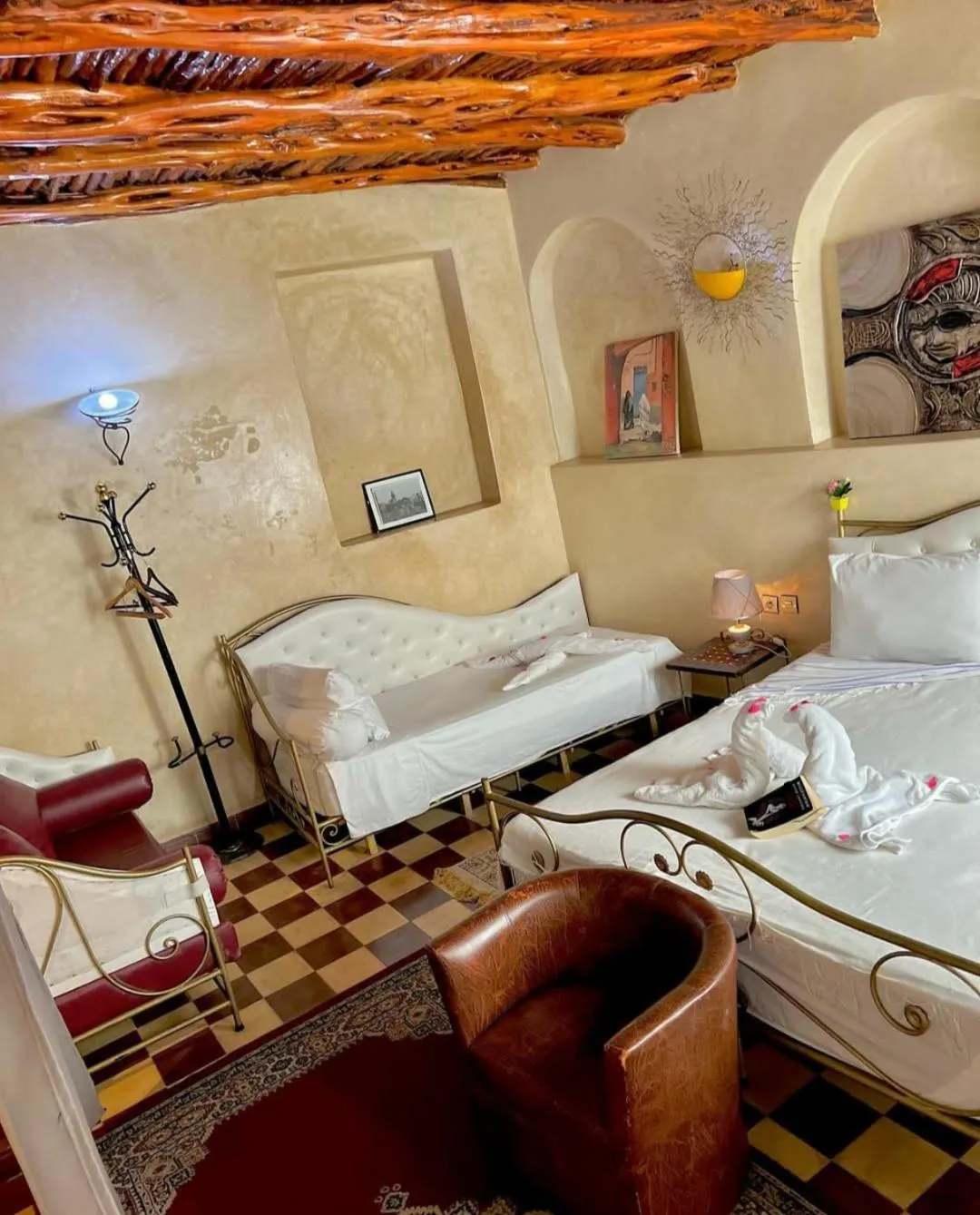 Family, Bed in Riad Chakir Mogador