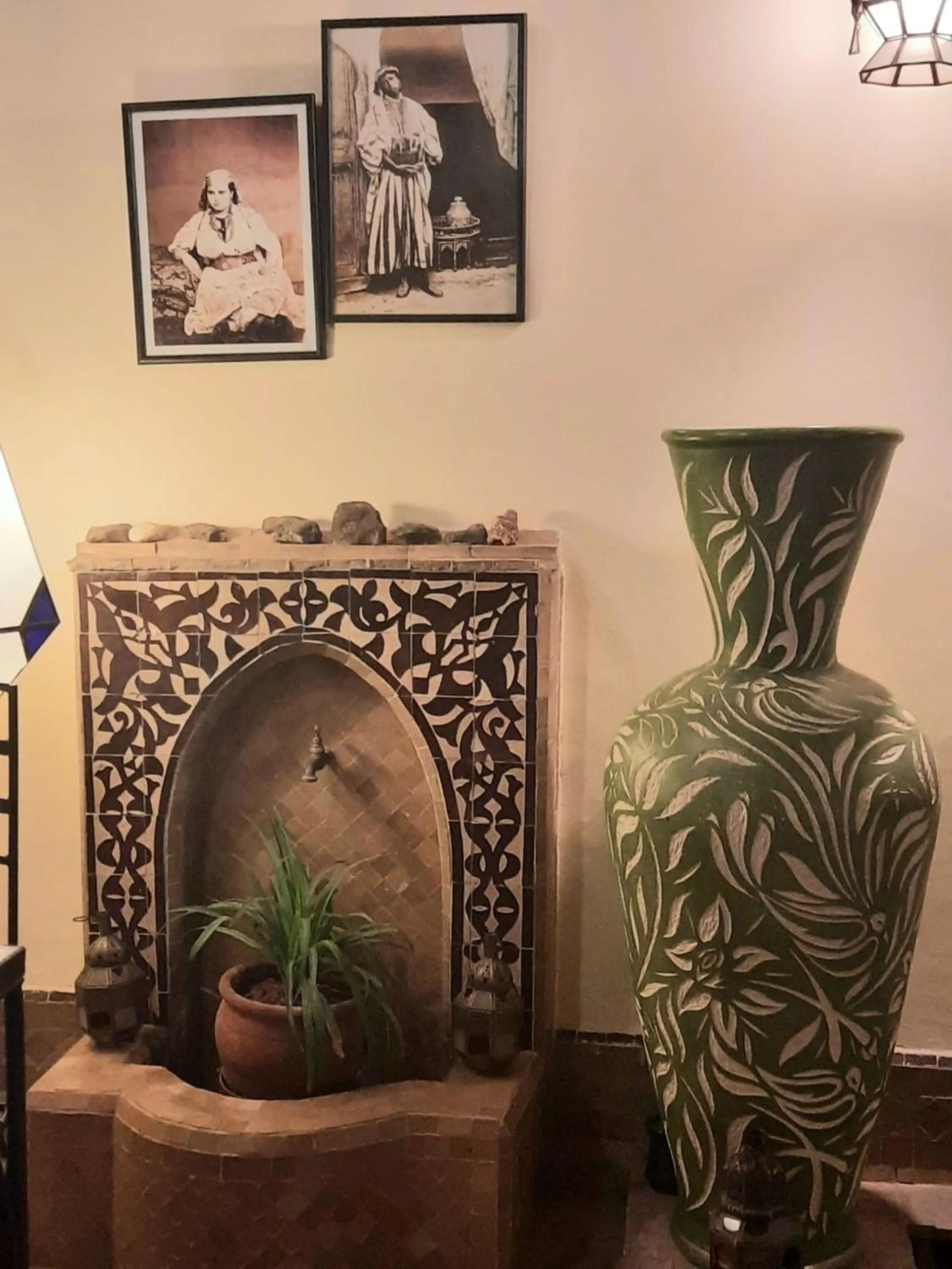 Decorative detail in Riad Aubrac