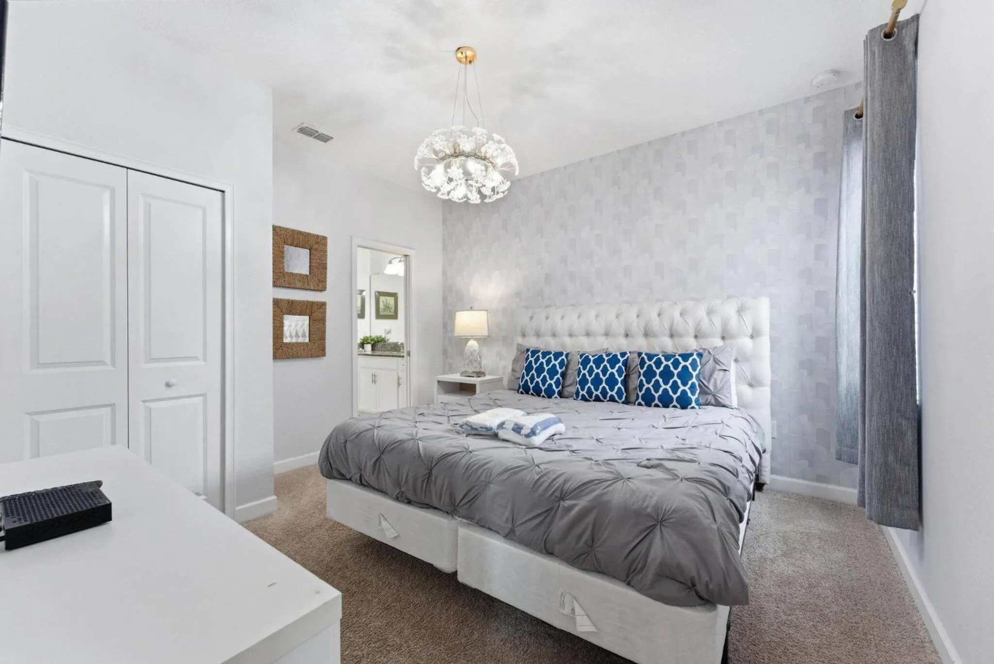 Other, Bed in Charming 4 bedroom house with Private Pool 1542