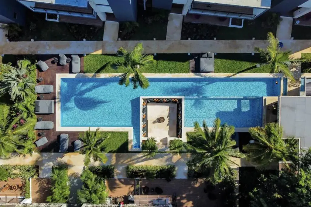 Spacious Condo, beautiful pool, Wi-Fi - Casa Kaanal 104