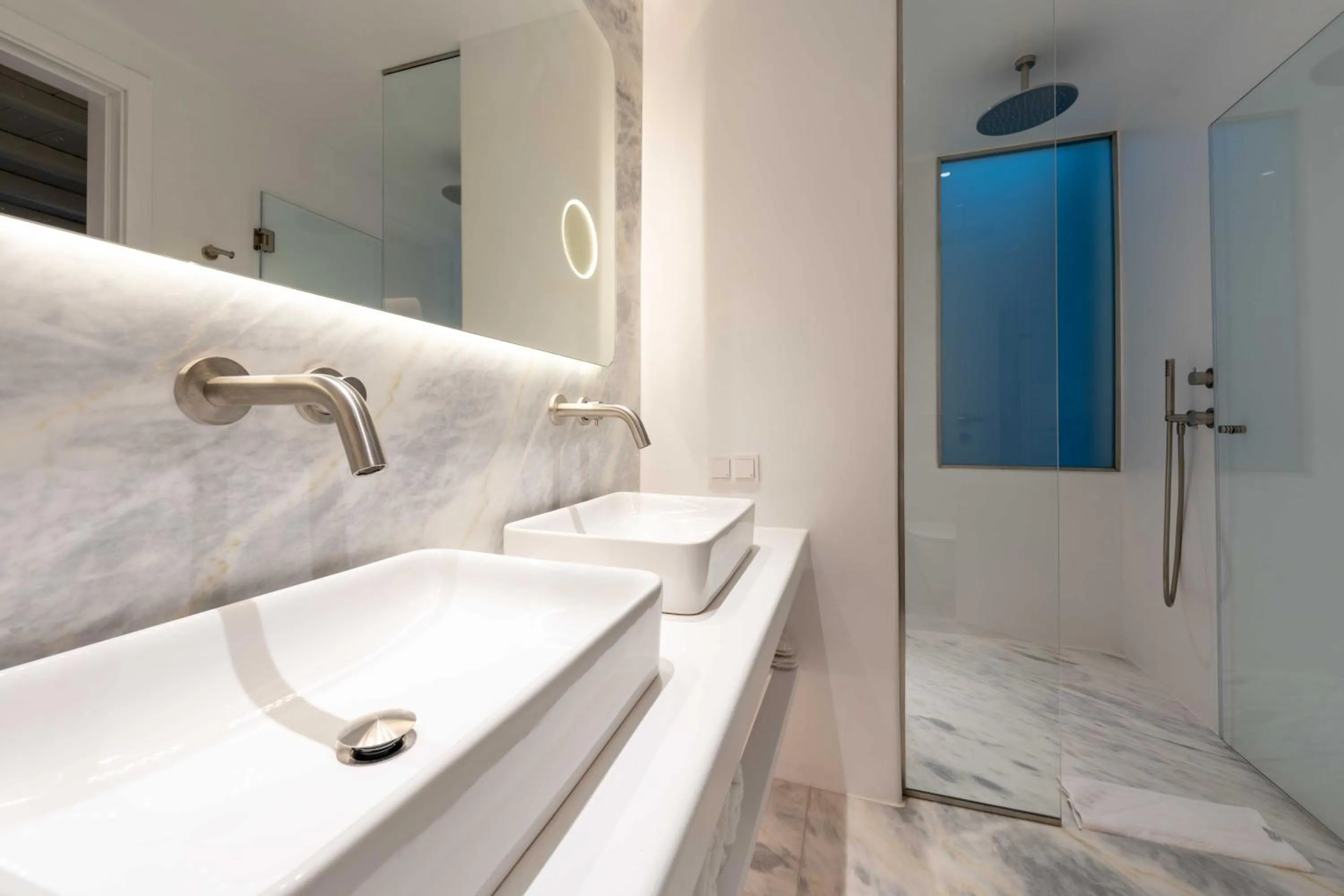 Bathroom in Nomia Sunset Suites Mykonos