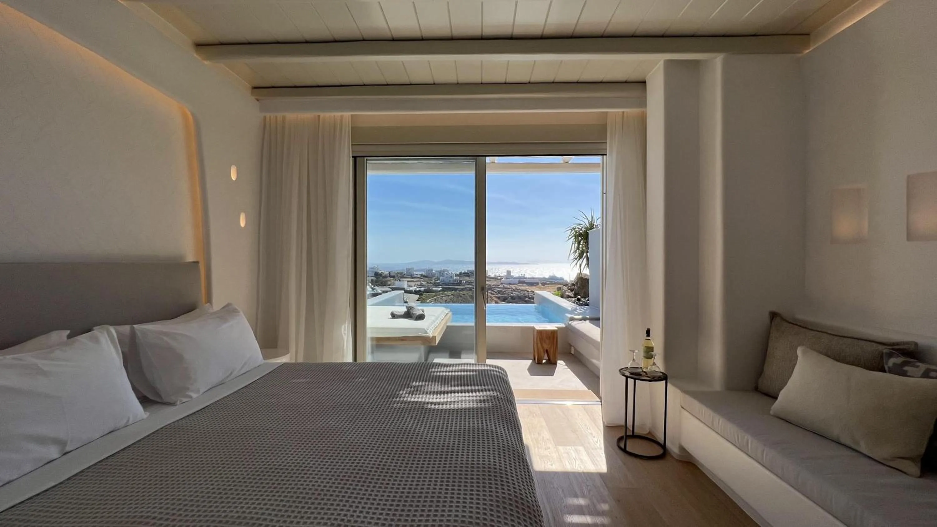 View (from property/room), Bed in Nomia Sunset Suites Mykonos