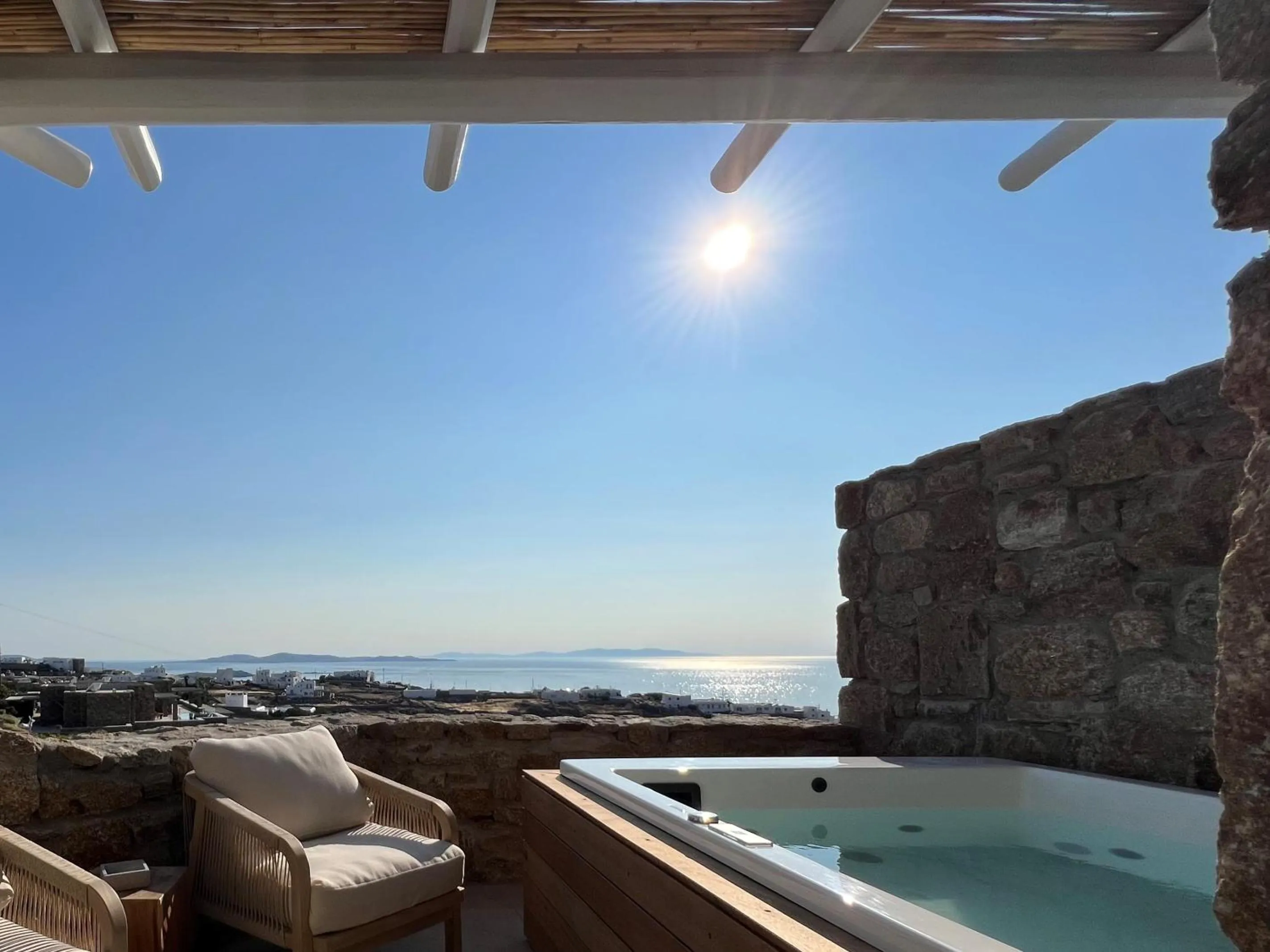 Hot Tub in Nomia Sunset Suites Mykonos