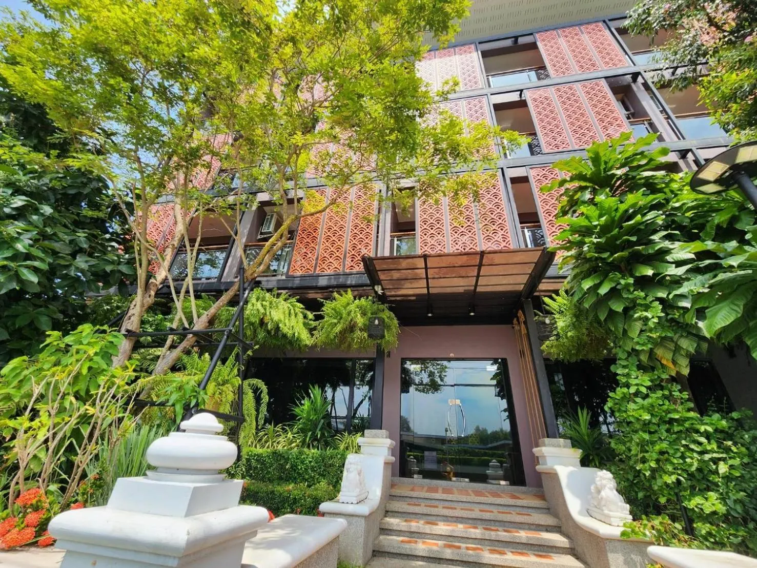 Property building in Alaita Boutique Phuket