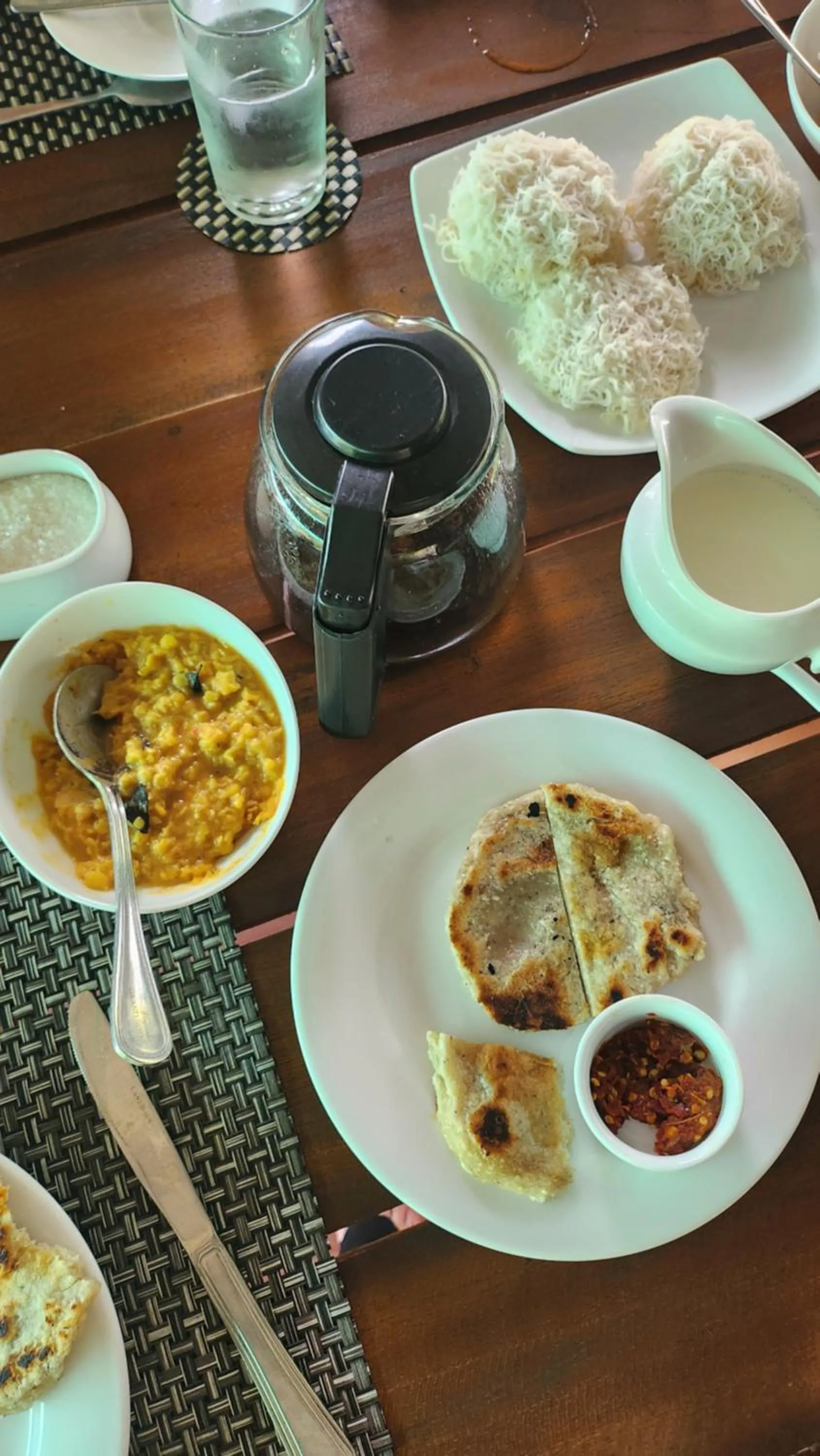 Food and drinks in Steps Garden Resort