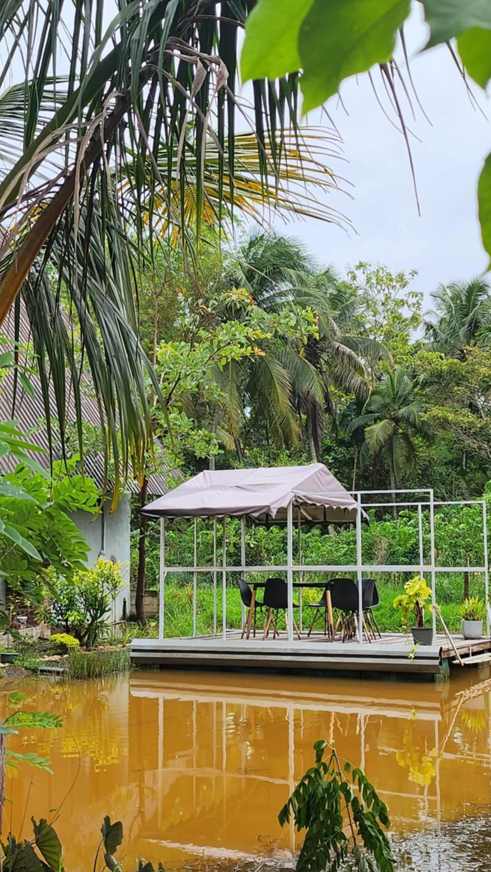 Lake view in Steps Garden Resort