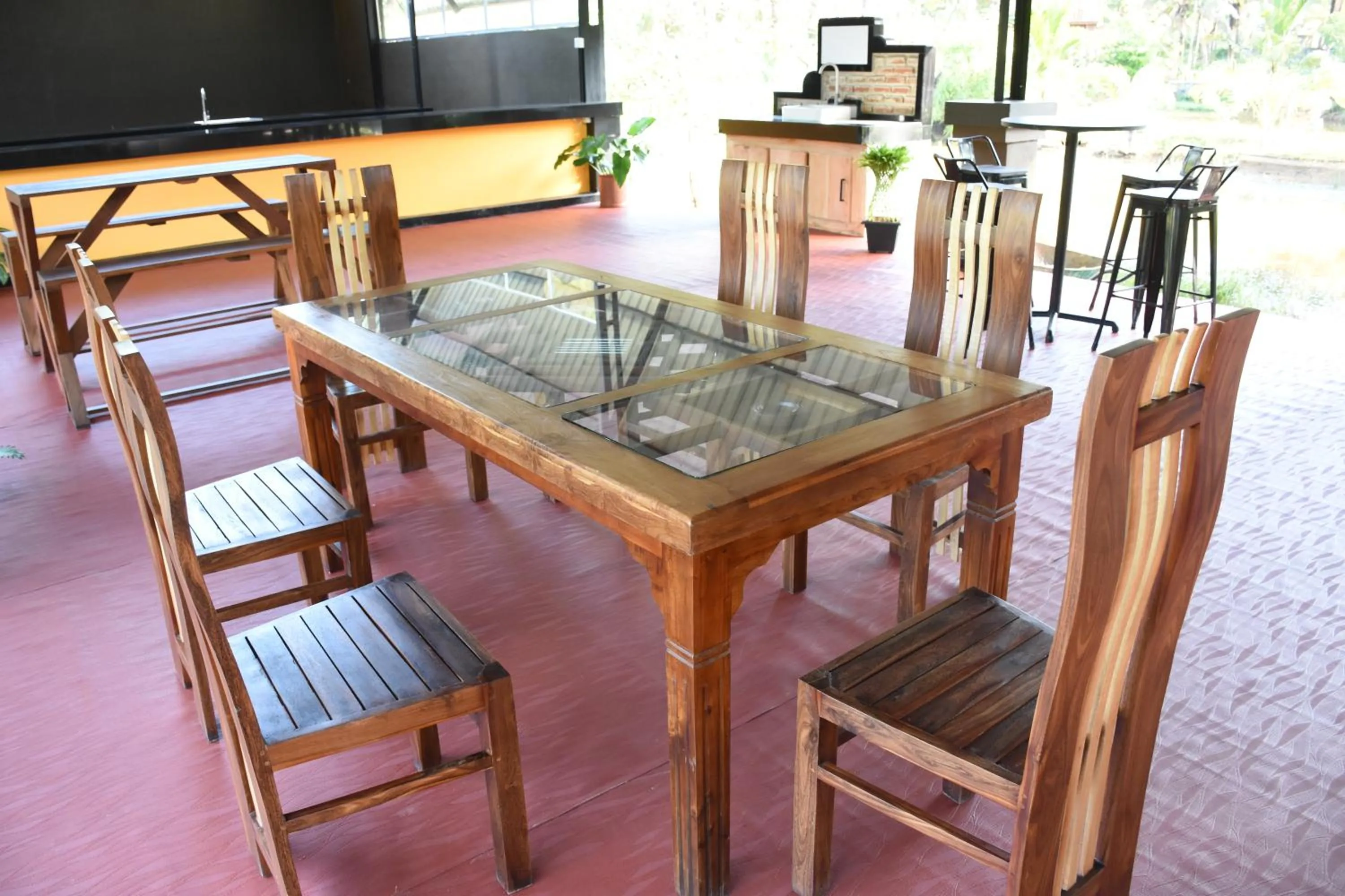 TV and multimedia in Steps Garden Resort