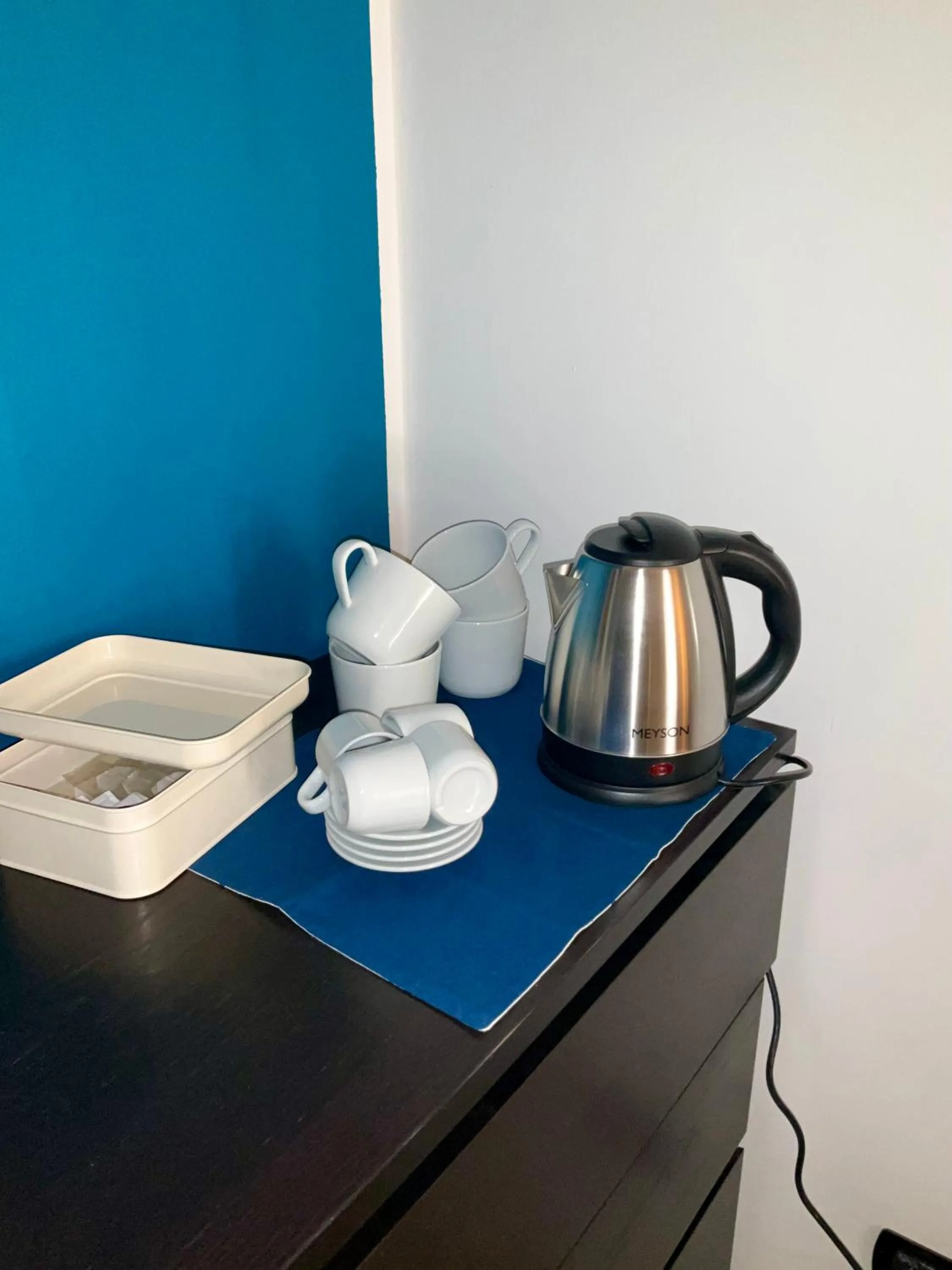 Coffee/tea facilities in Mammina Home