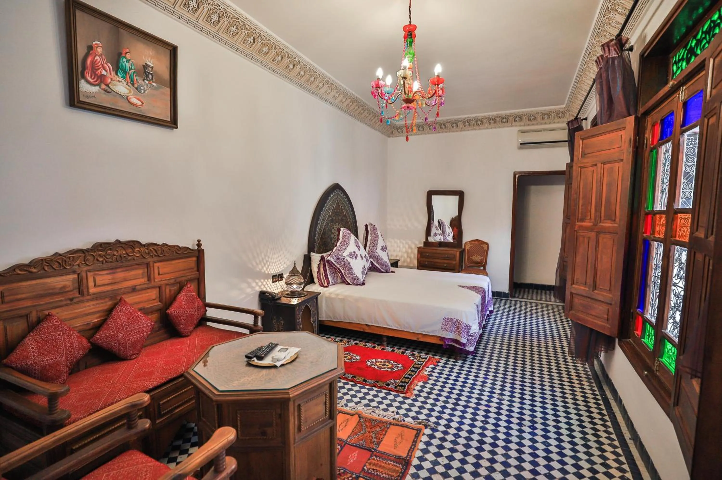 Bed in Riad Dar Chrifa - Luxury Escape