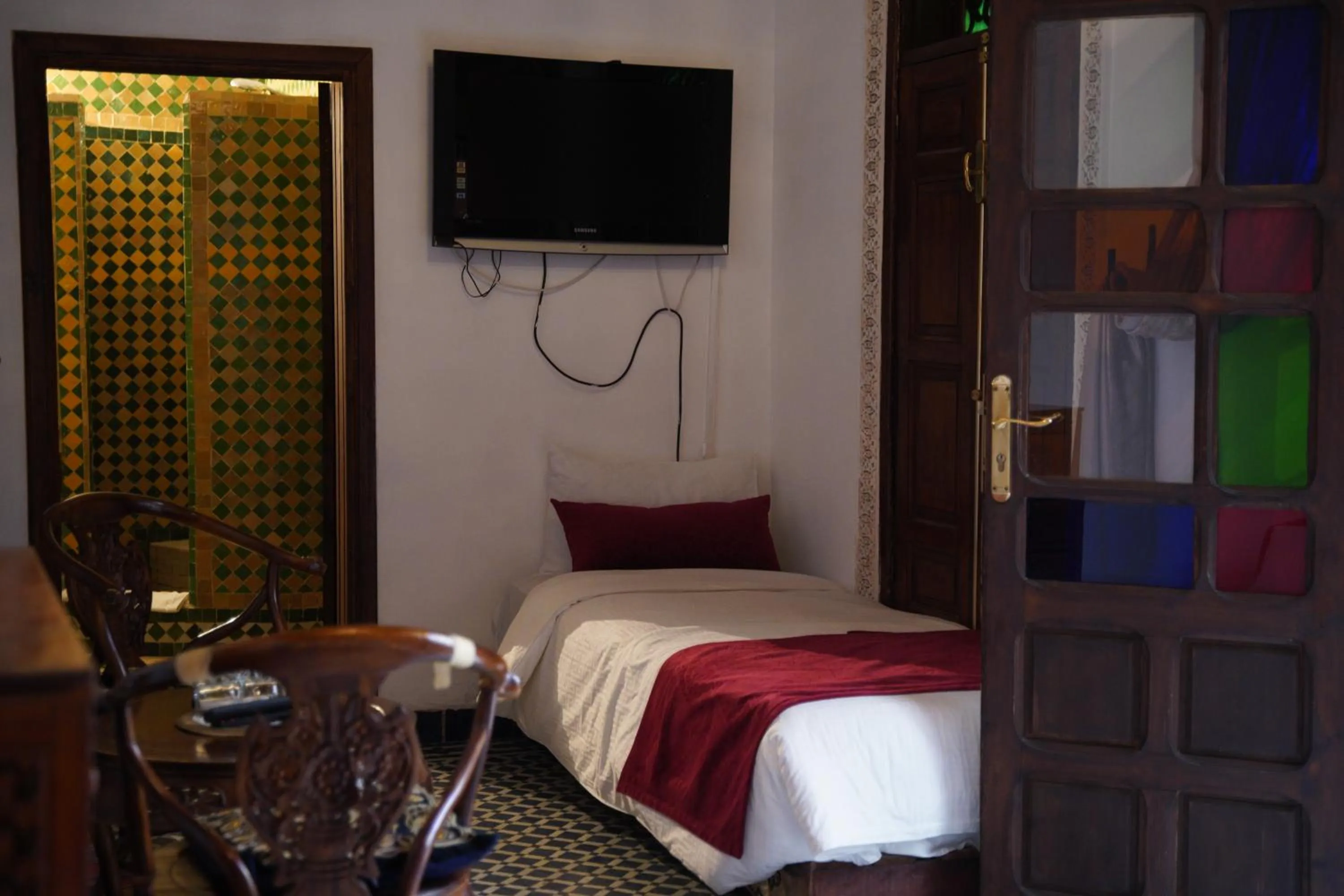 Bed in Riad Dar Chrifa - Luxury Escape
