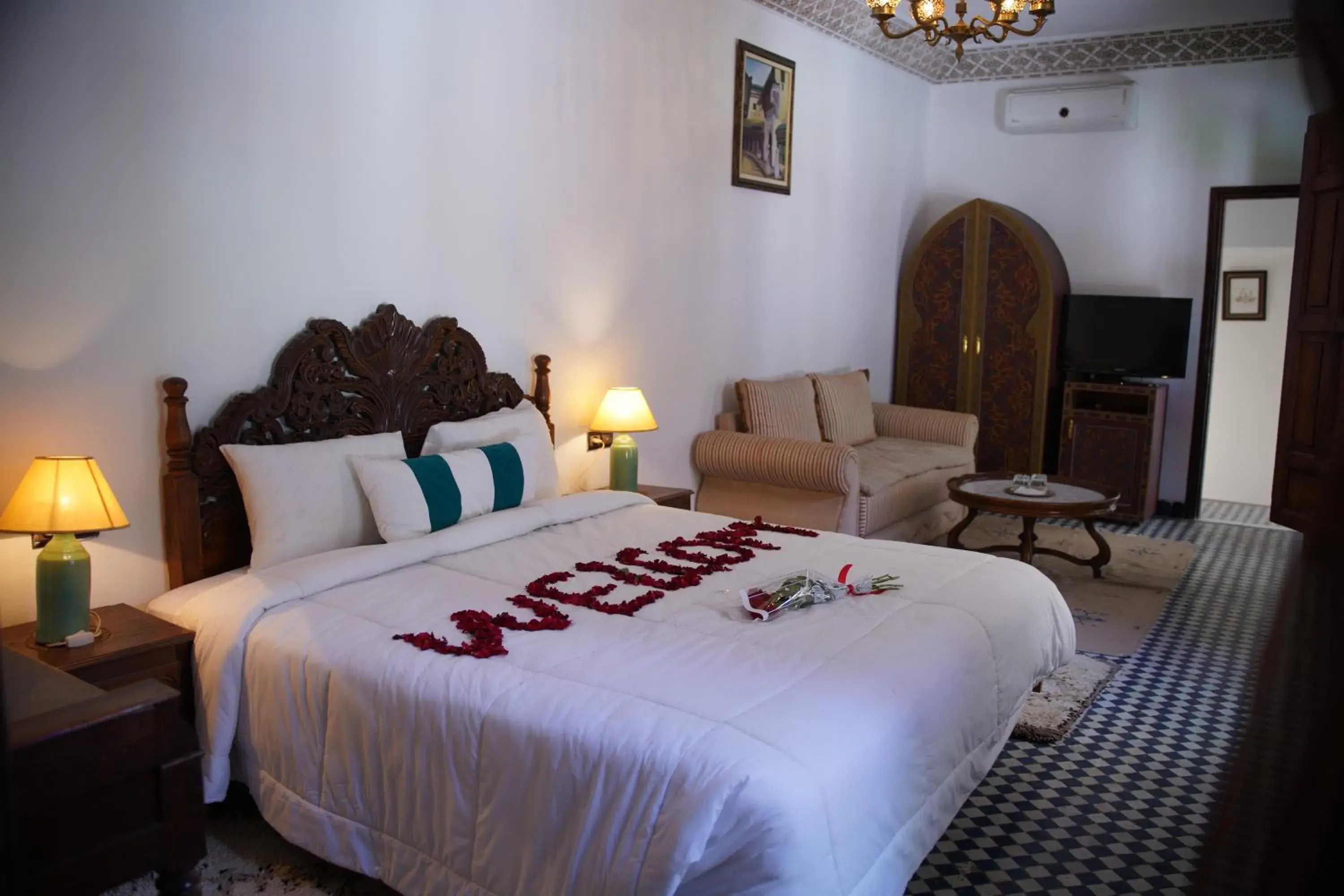 Encens Suite in Riad Dar Chrifa - Luxury Escape Encens Suite in Riad Dar Chrifa - Luxury Escape