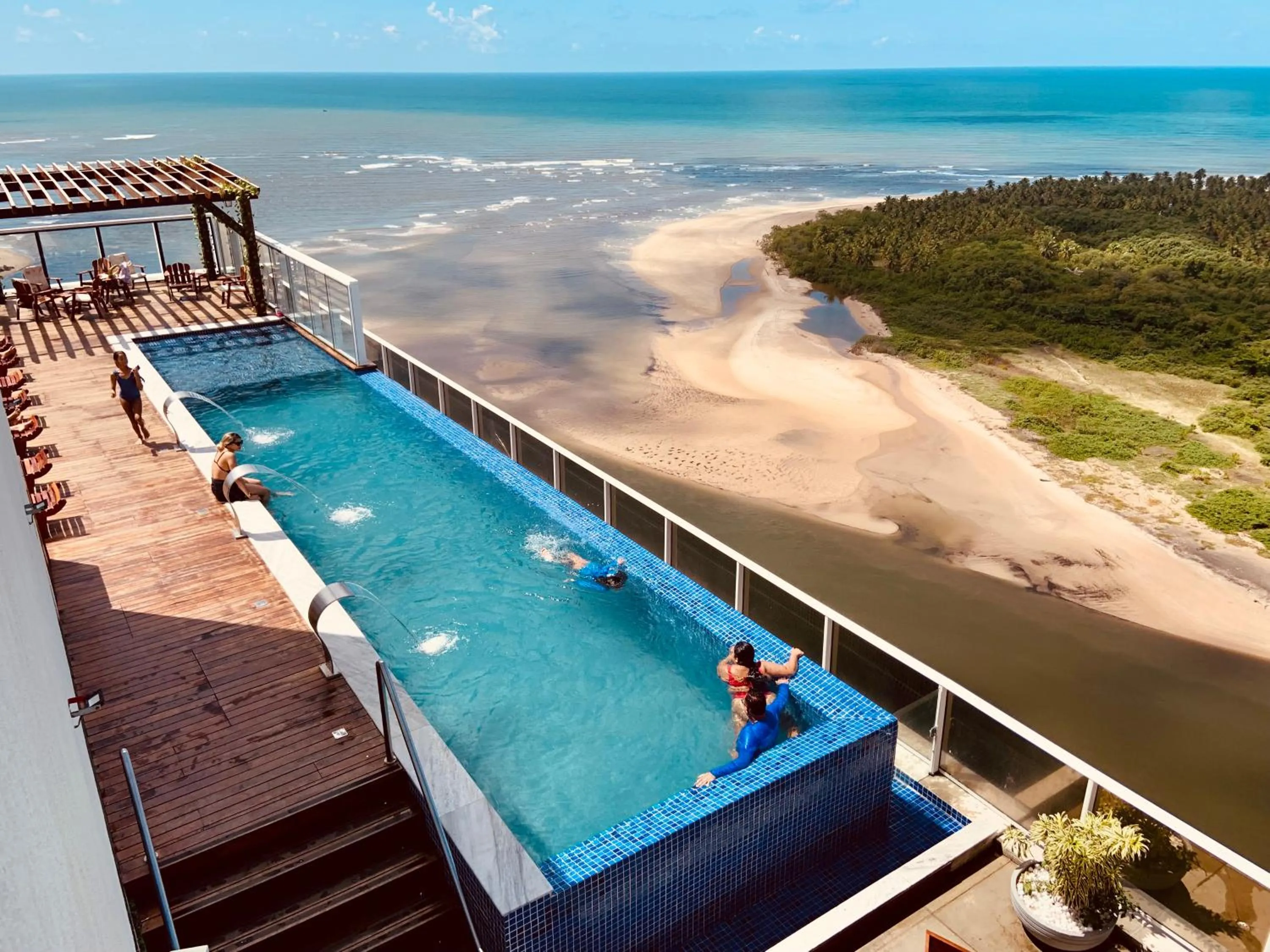 Bird's eye view in Paiva Flats By Loui