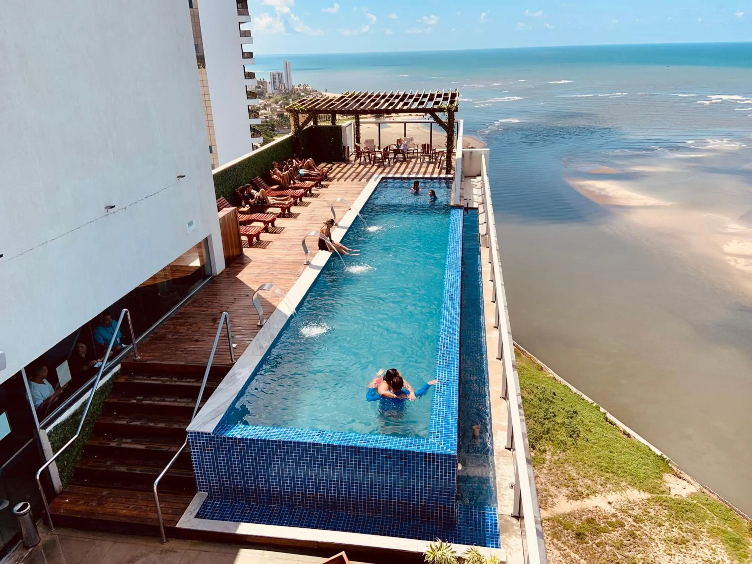 Bird's eye view in Paiva Flats By Loui