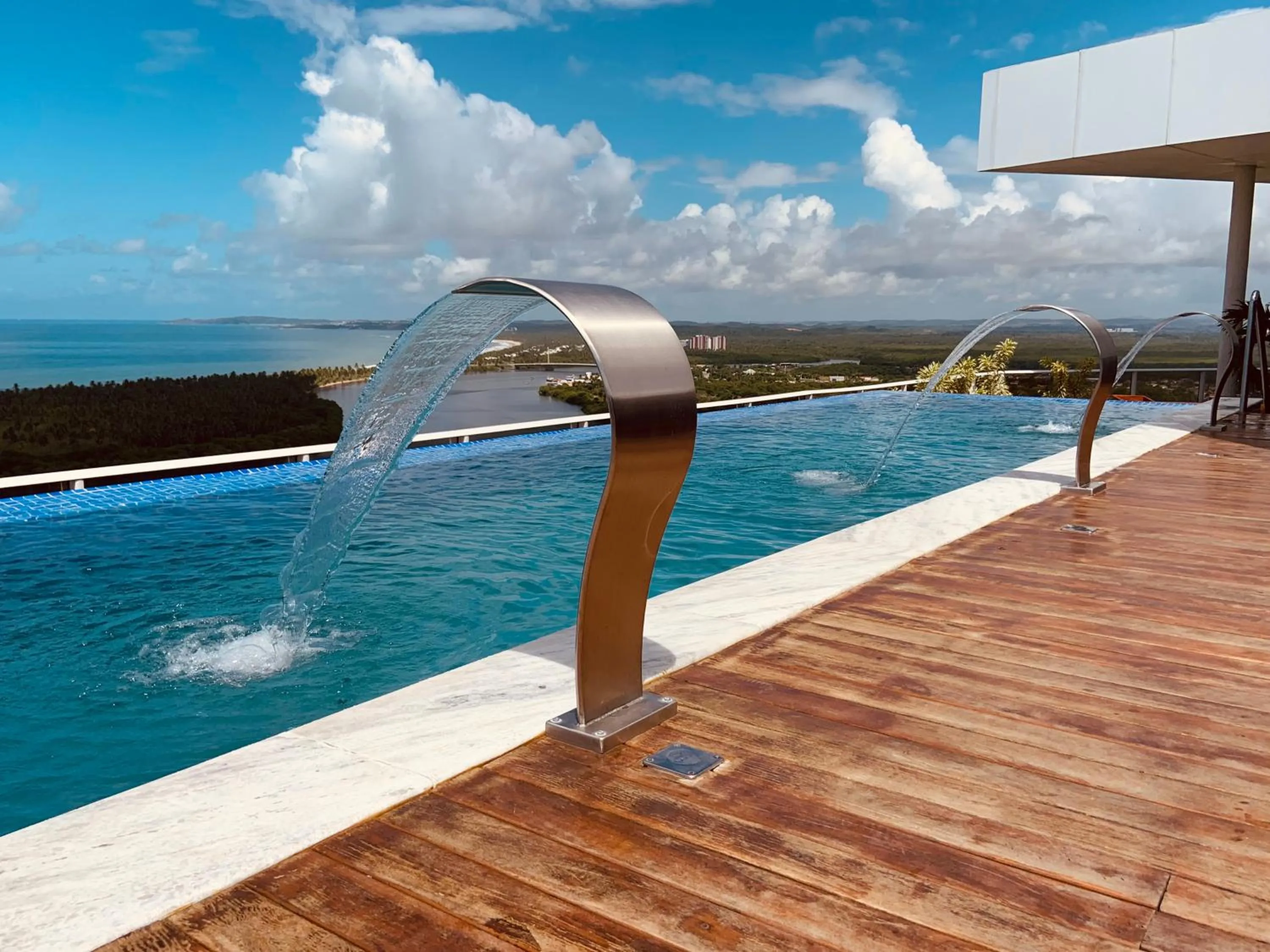 Property building in Paiva Flats By Loui