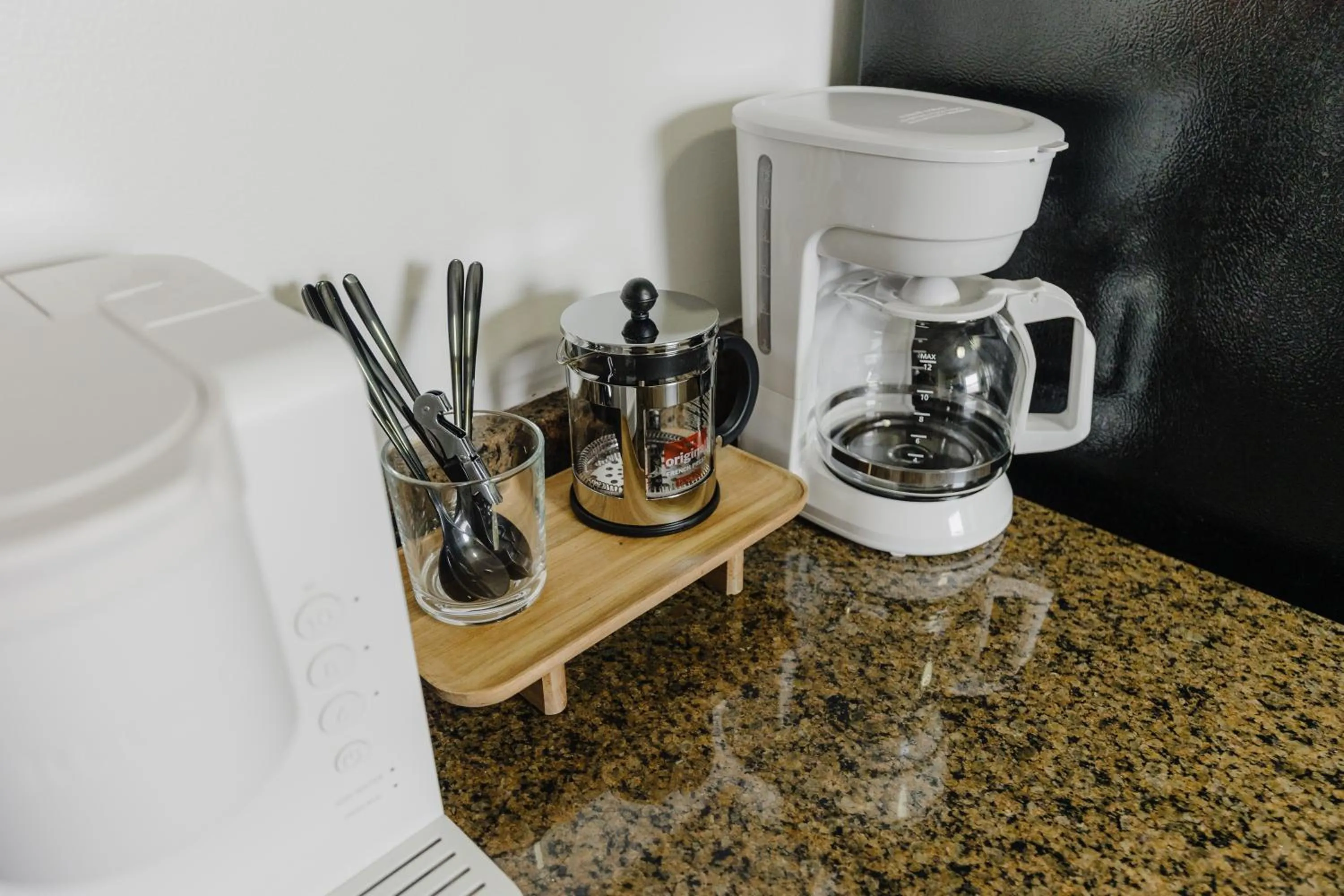 Kitchen or kitchenette in Centrally Located 2BR Overton Square Unit 2 Fast WiFi Free Parking Yes Pets