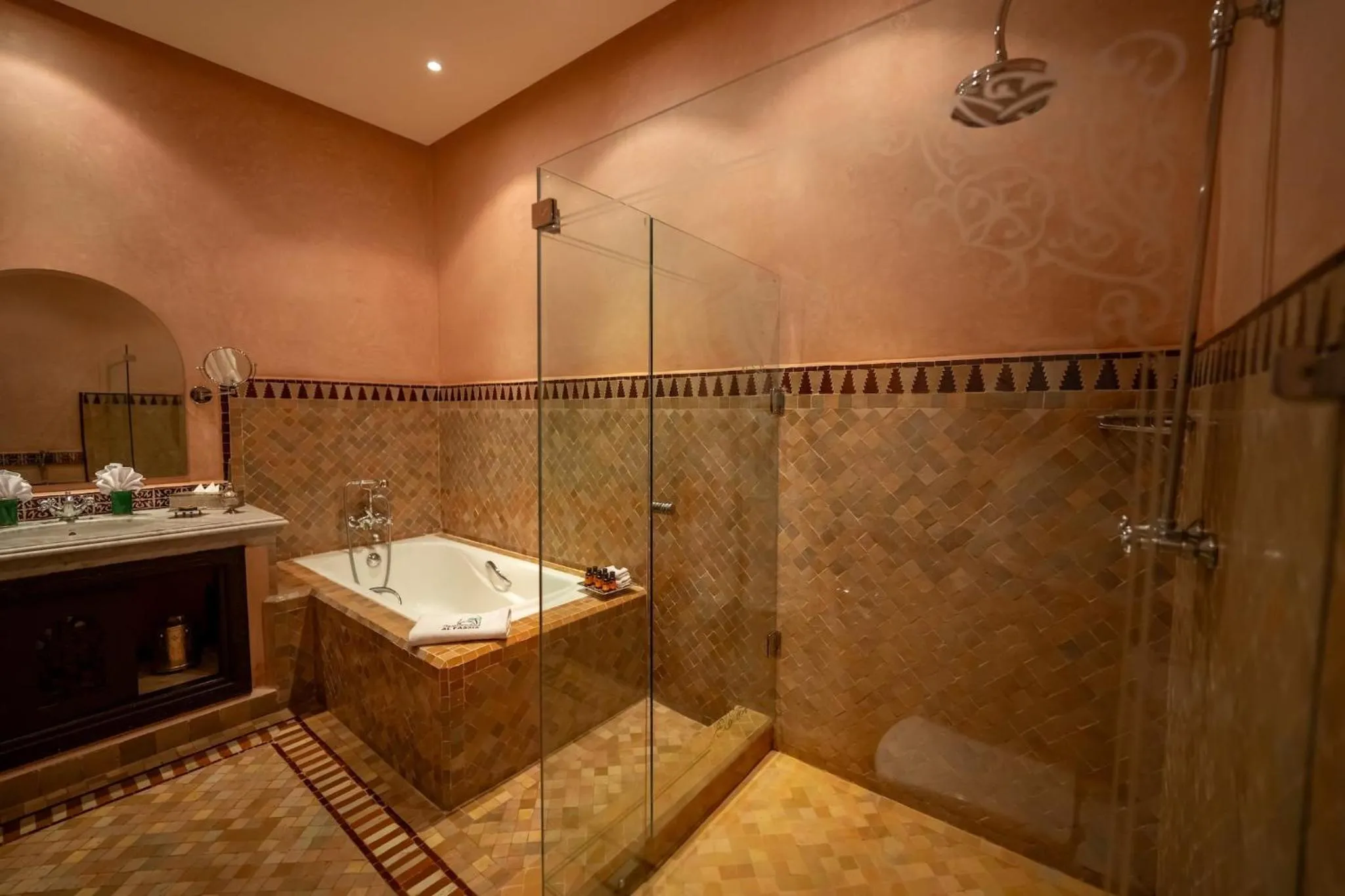 Shower in Al Fassia Aguedal