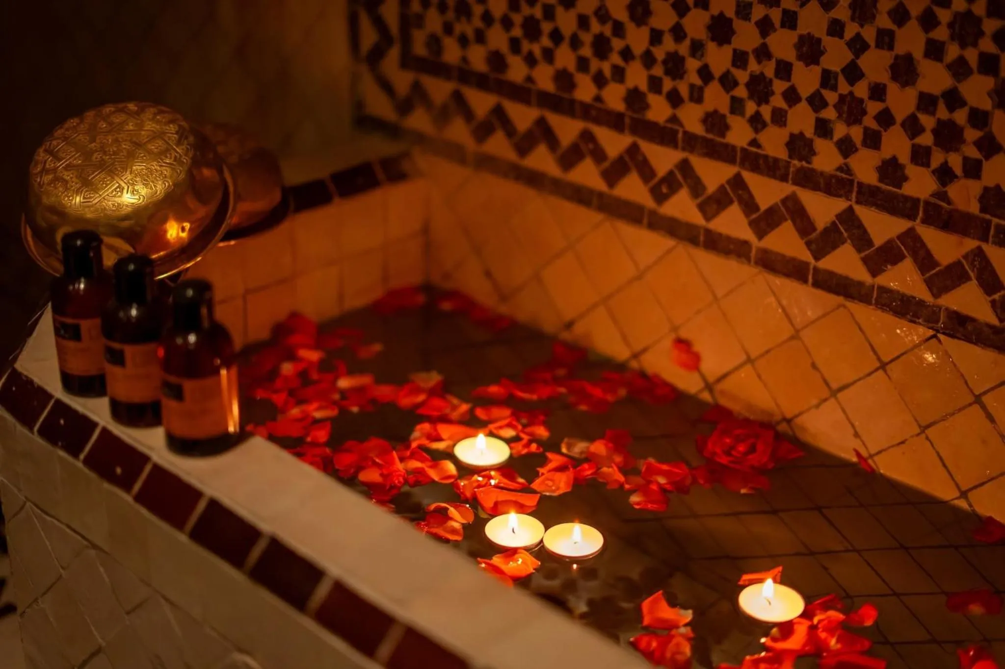 Steam room in Al Fassia Aguedal