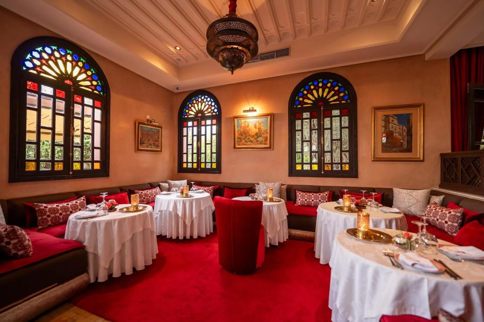 Restaurant/places to eat in Al Fassia Aguedal