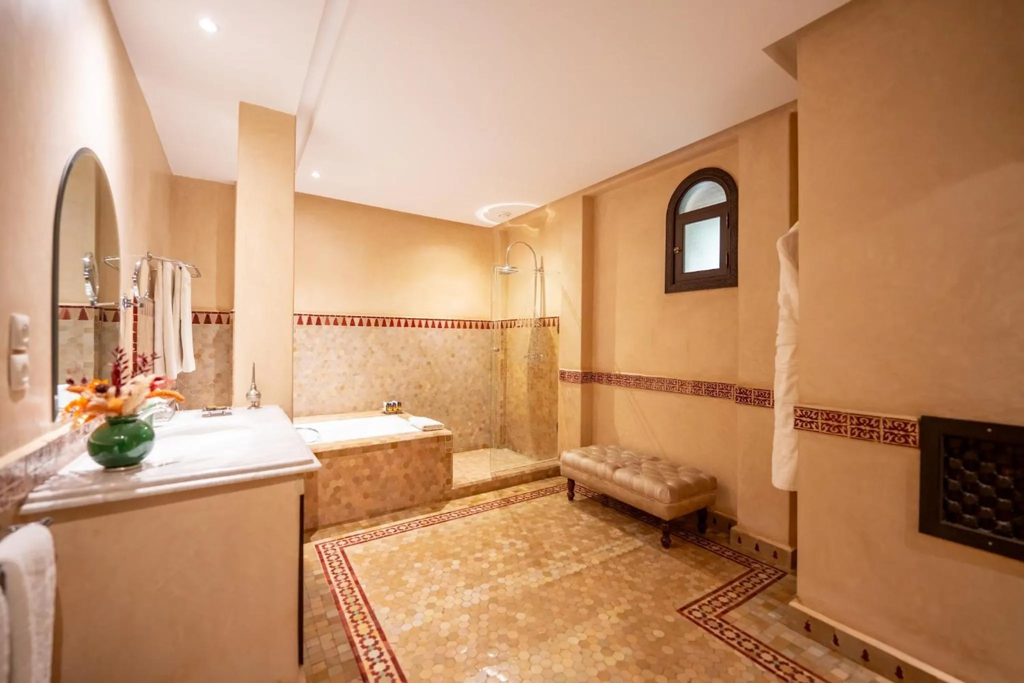 Bathroom, Bed in Al Fassia Aguedal