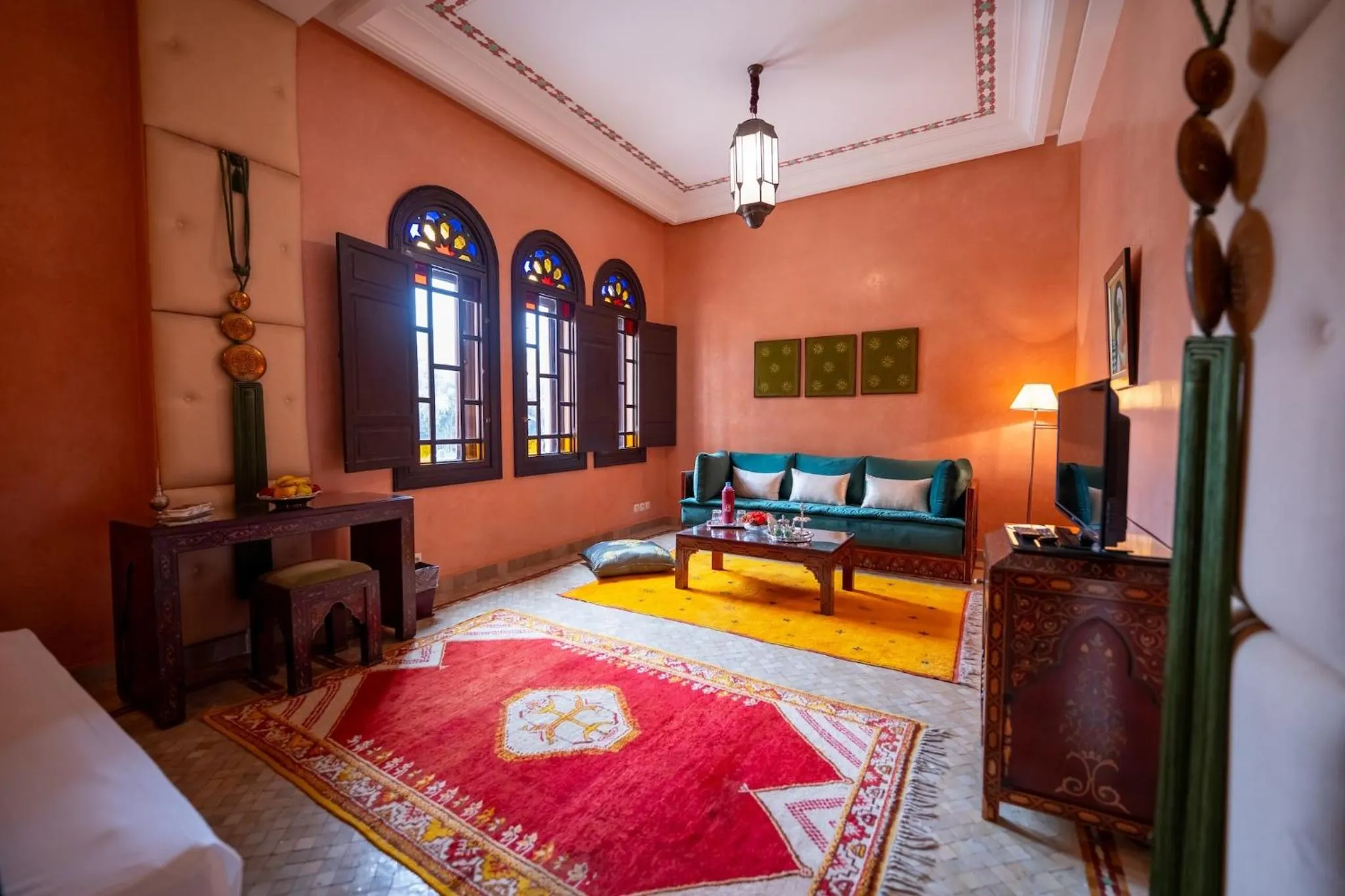 Living room, Bed in Al Fassia Aguedal