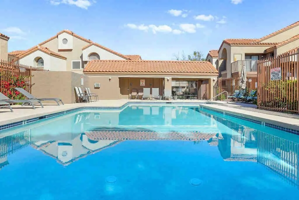 The Cool Cactus Condo with Pool and Jacuzzi