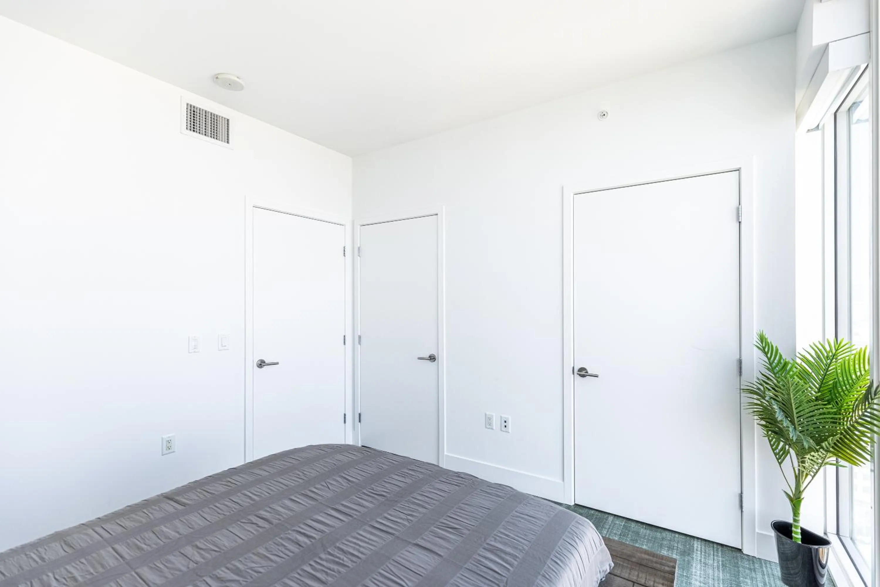 Bedroom, Bed in Top Floor High Rise 3 Bed DTLA Skyscraper Penthouse