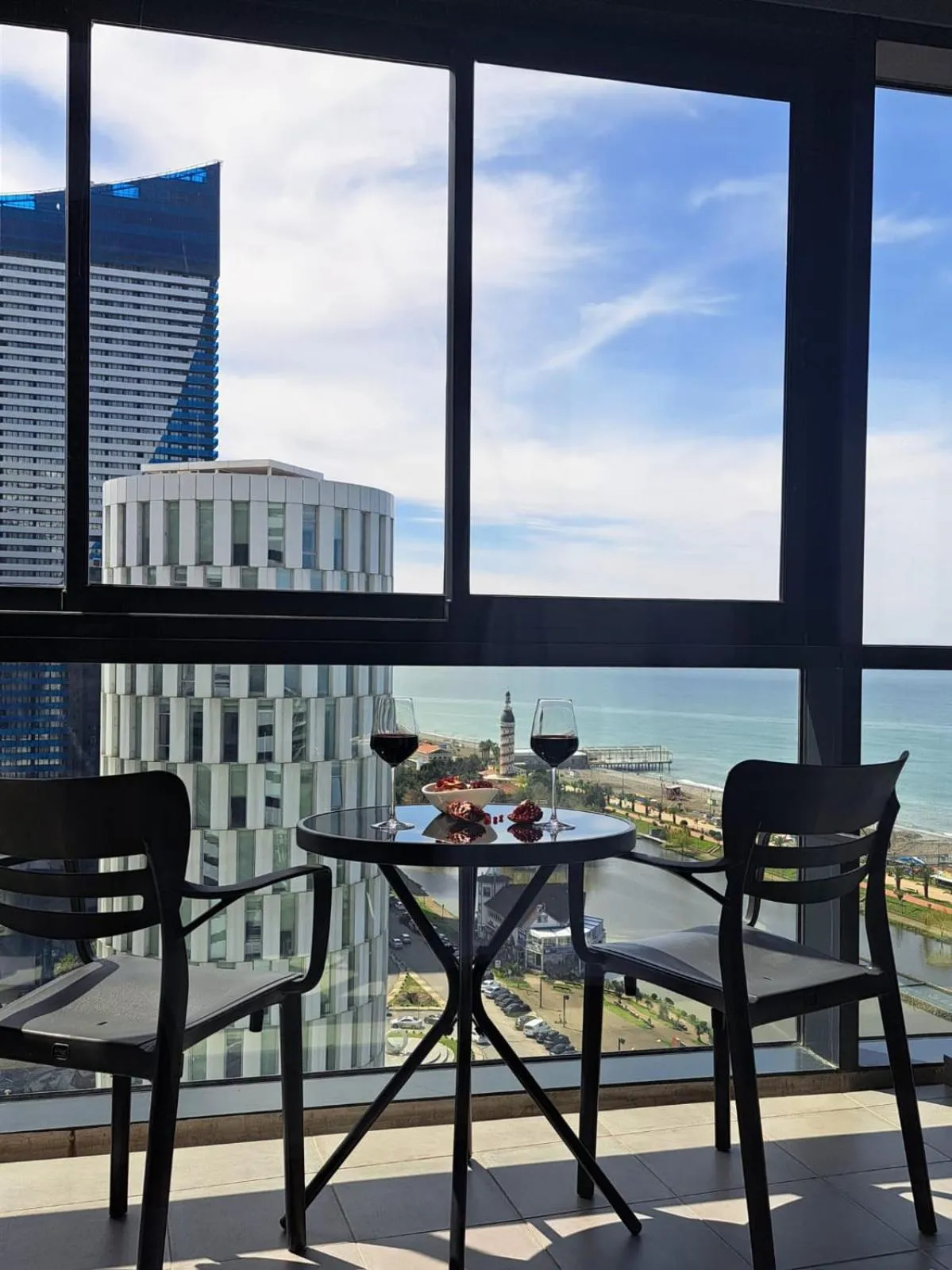 Day in Dream Apartments at Alliance Palace