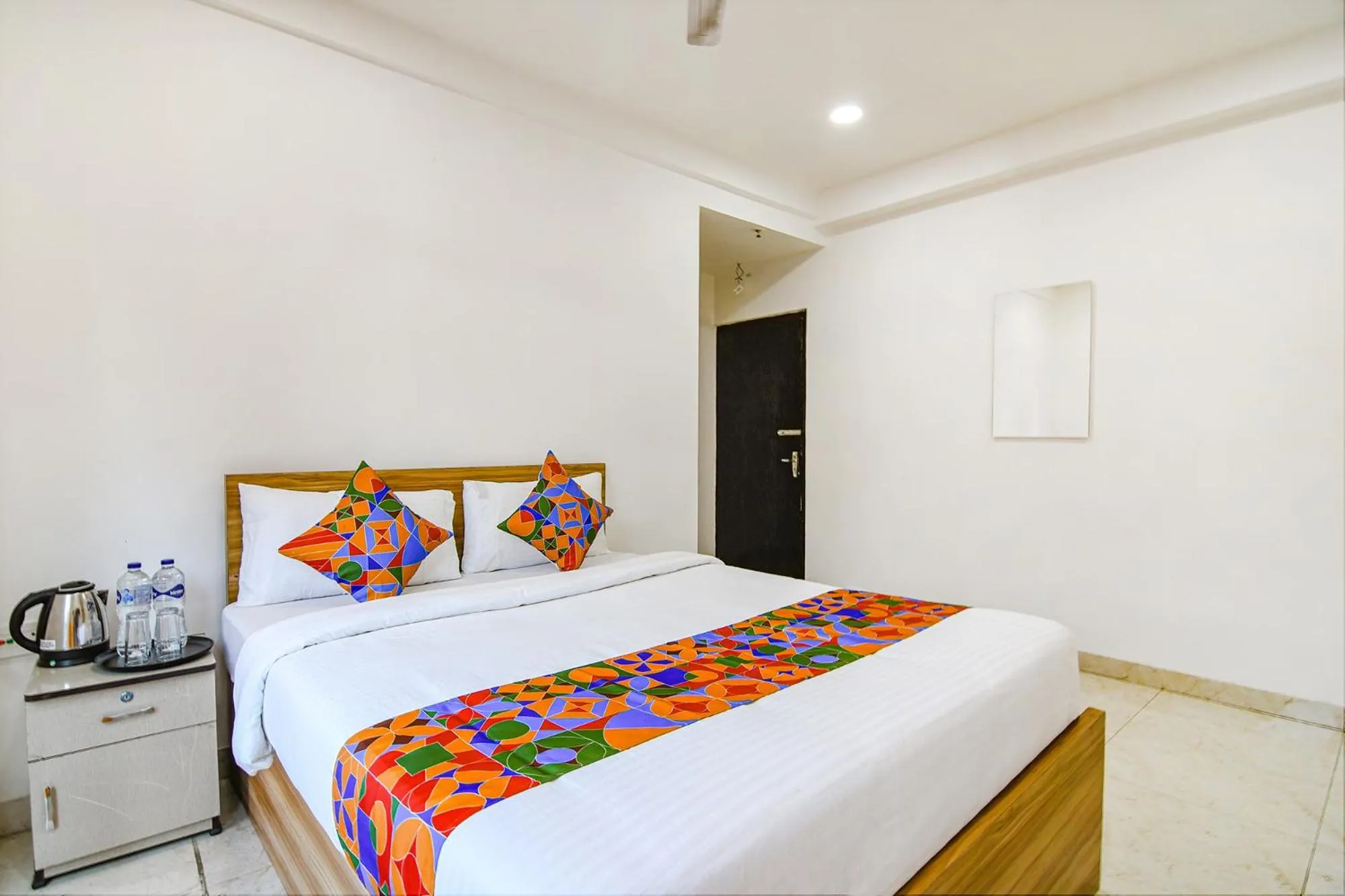 Bed in FabHotel Grand Hazra Inn - Nr Ballygunge Station