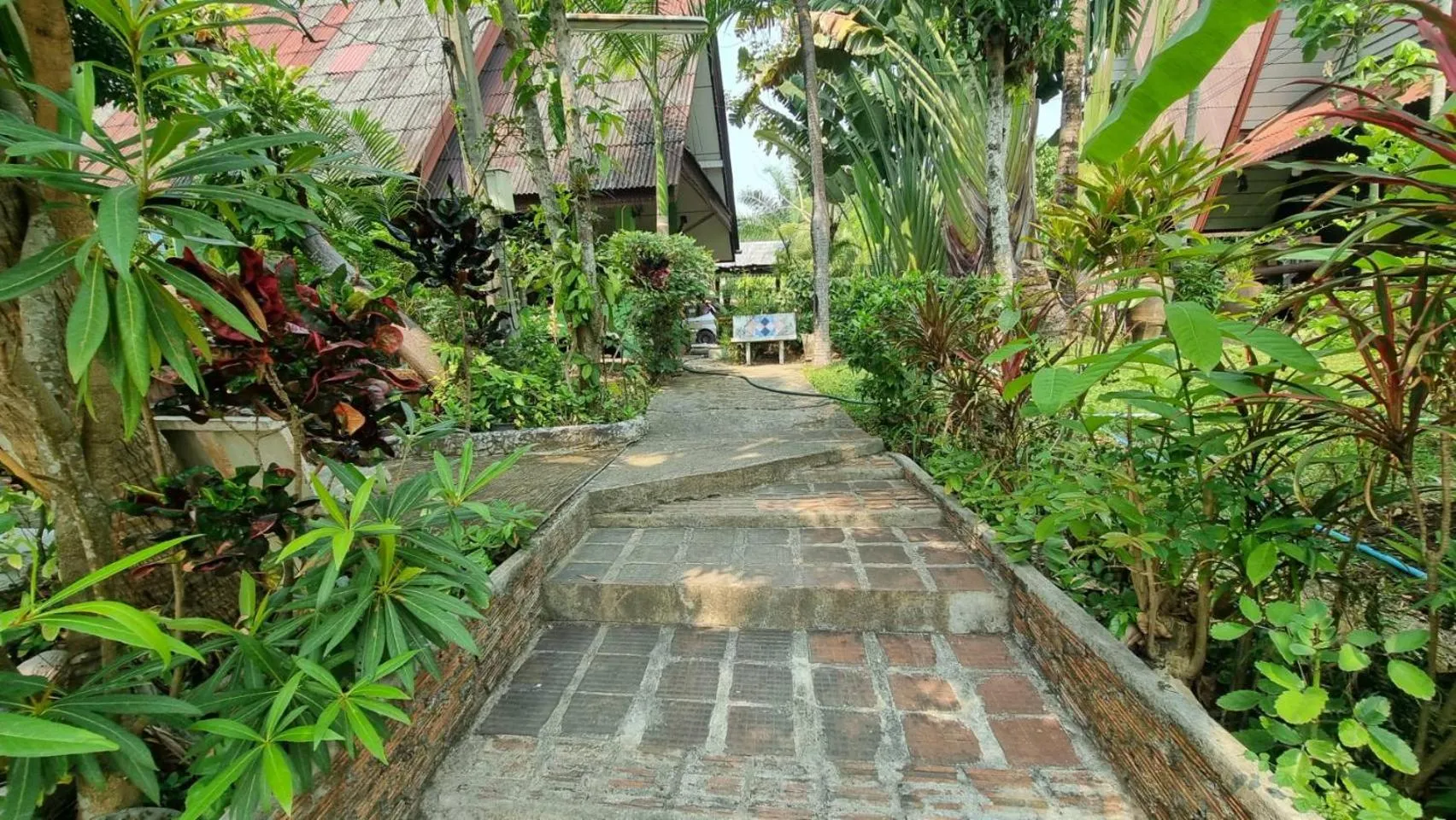 Facade/entrance in Soft Resort Kad Farang Hangdong