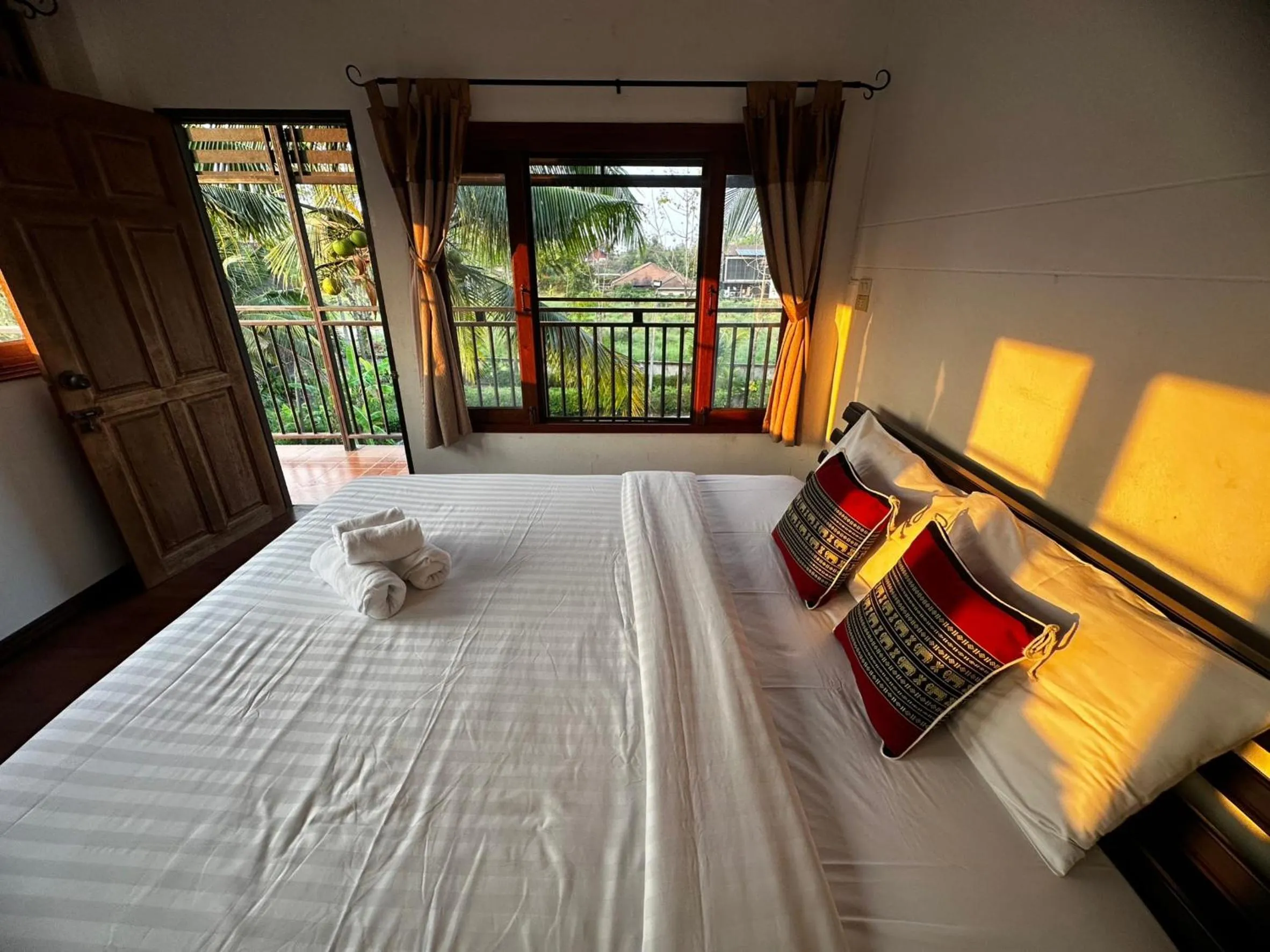 Bed in Soft Resort Kad Farang Hangdong