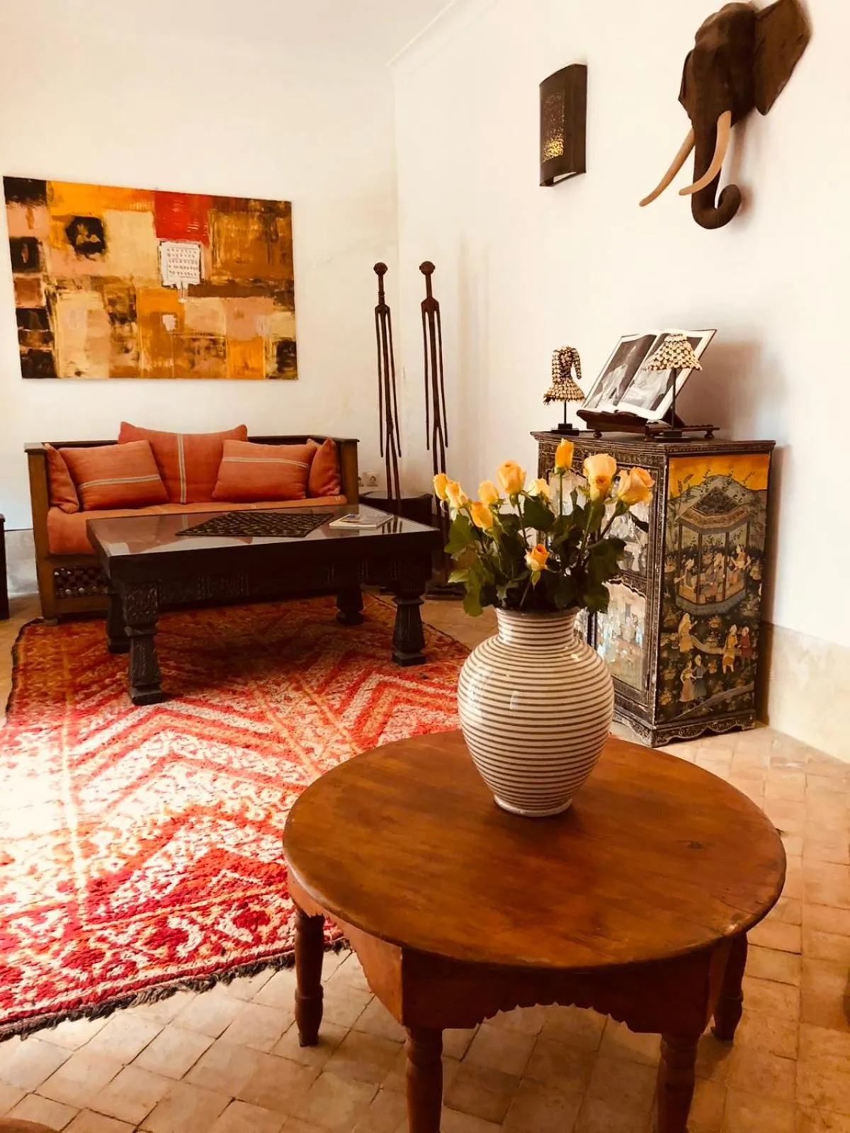 Living room, Bed in Riad Les 5 Soeurs