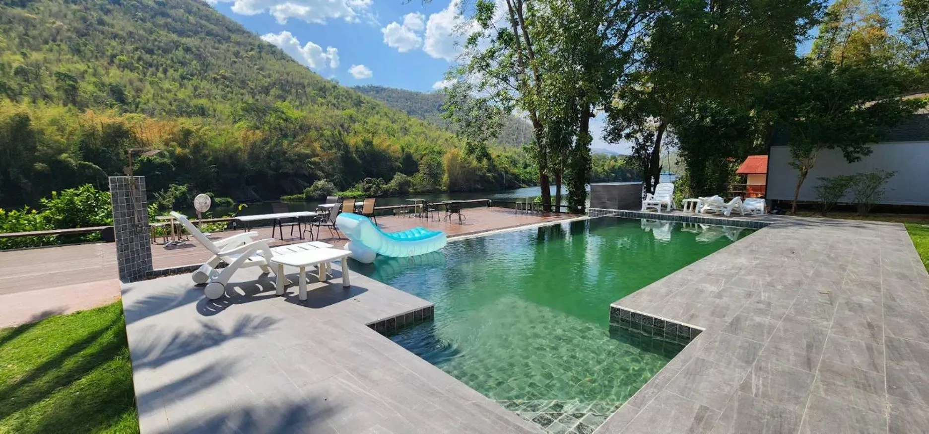 Lake Hill Resort Kanchanaburi