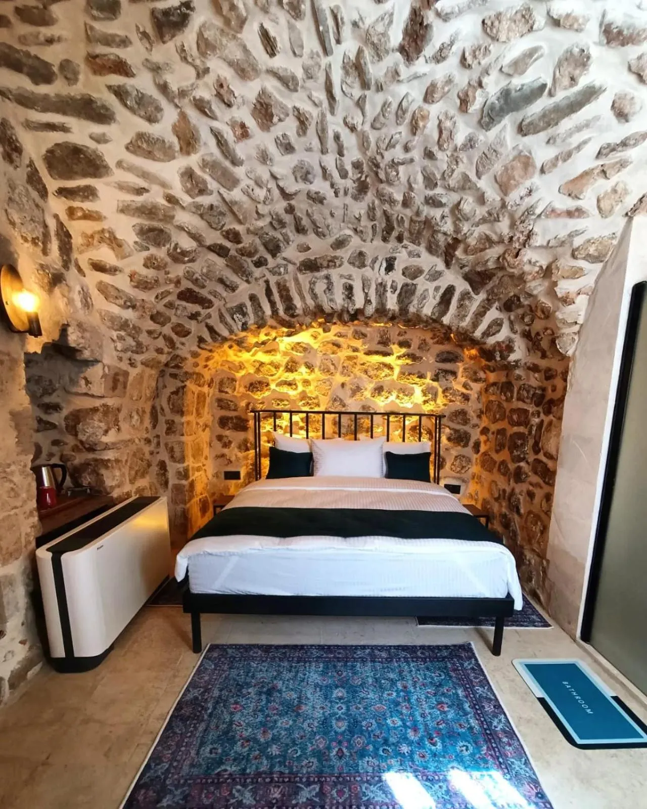 Bed in TUĞMANER Small House AJAR