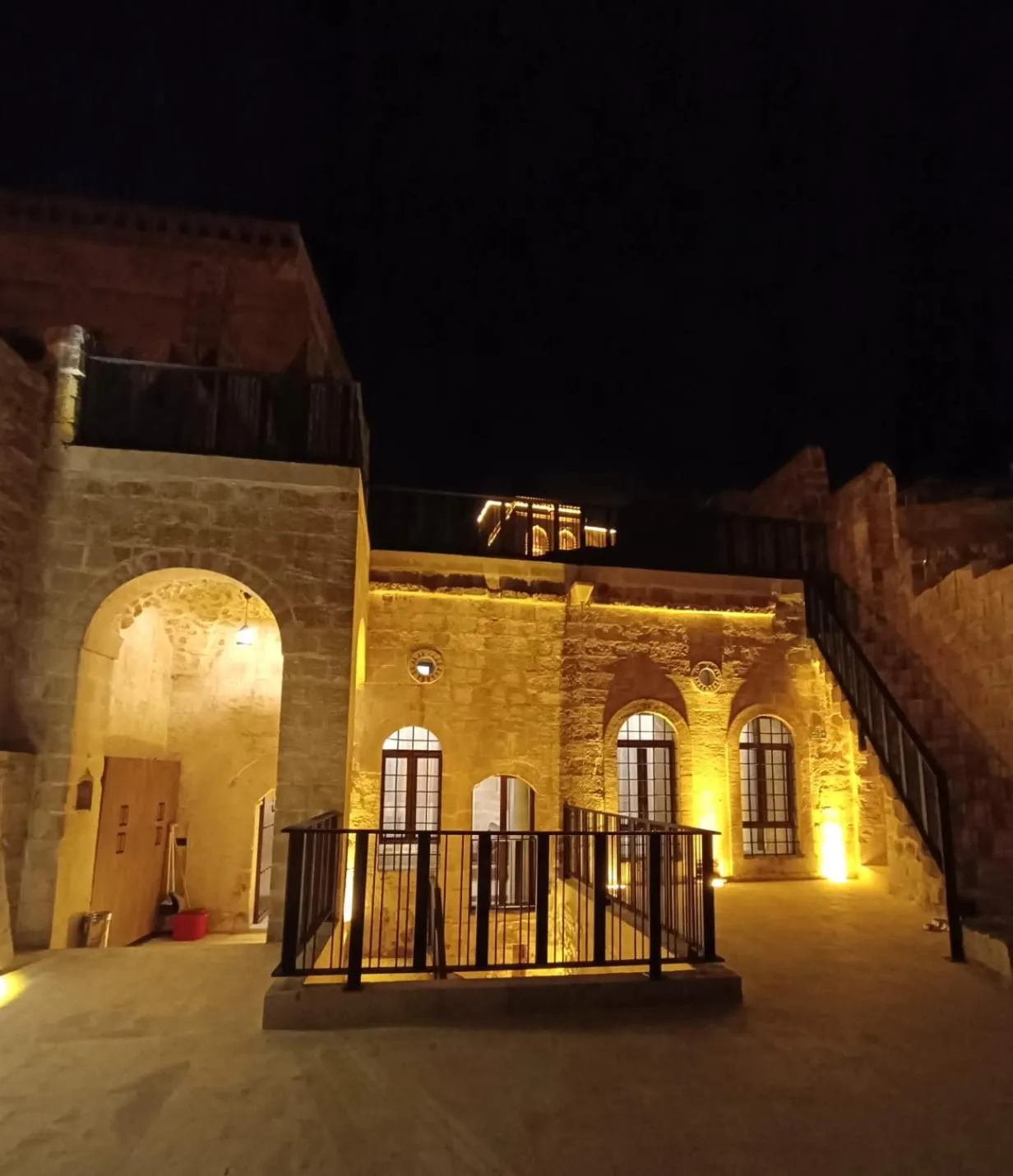 TUĞMANER Small House AJAR