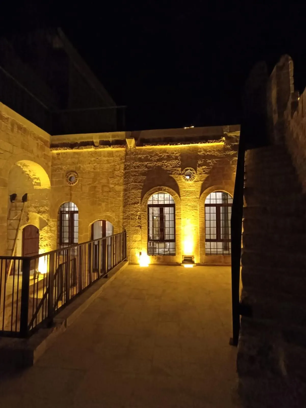 TUĞMANER Small House AJAR