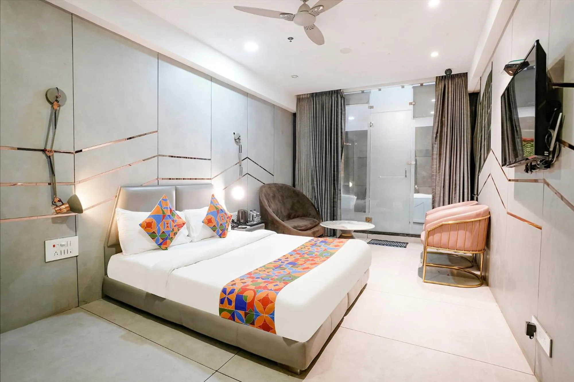 Bed in FabHotel Prime Welcome Palace - Inside Chandni Chowk Complex