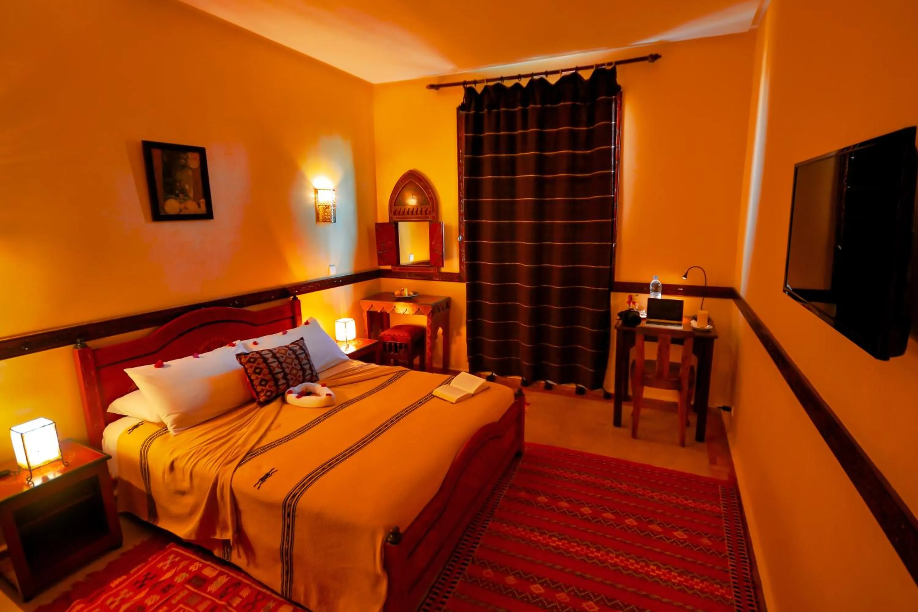 Photo of the whole room, Bed in Riad Zahra