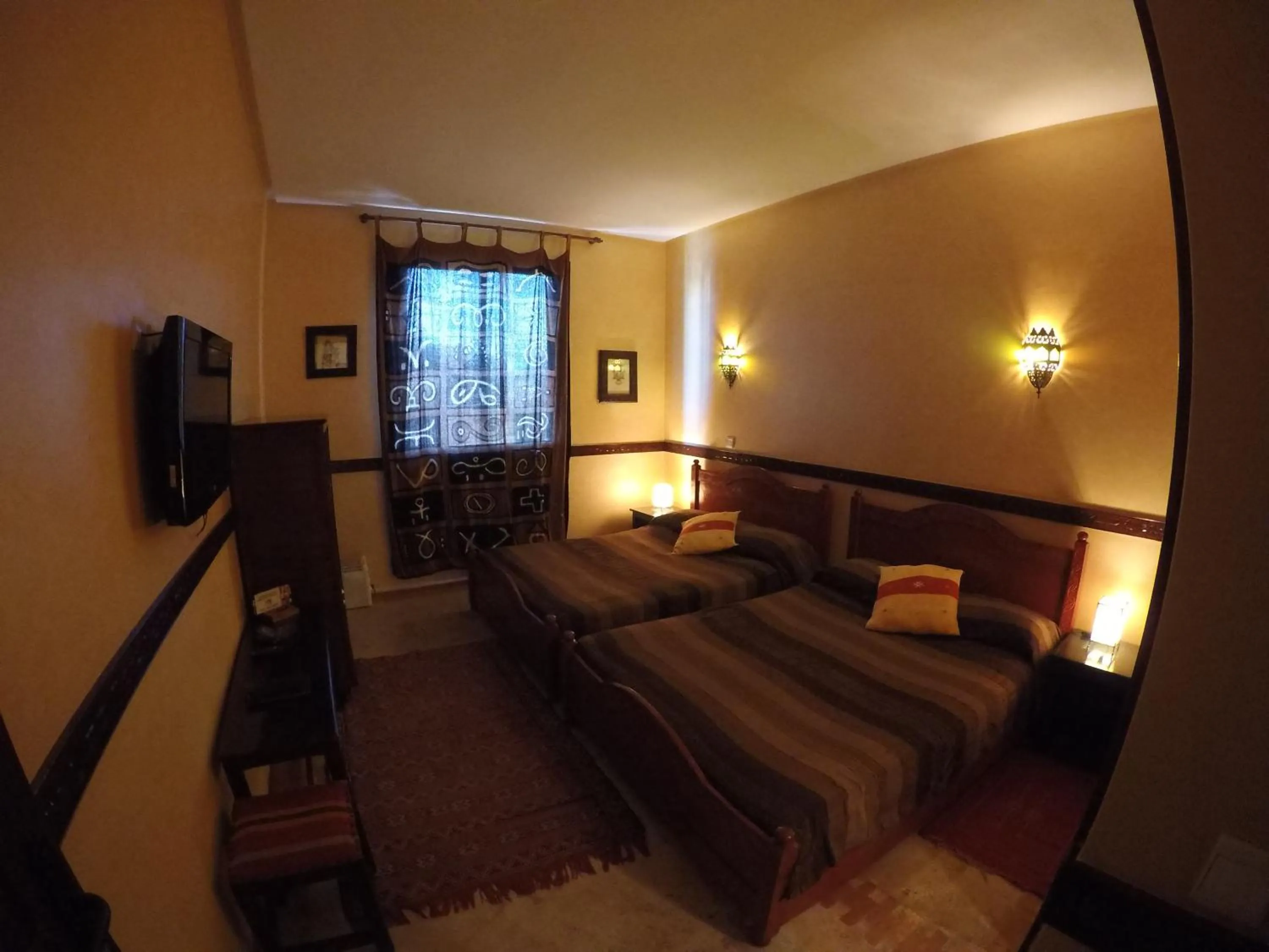 Photo of the whole room, Bed in Riad Zahra