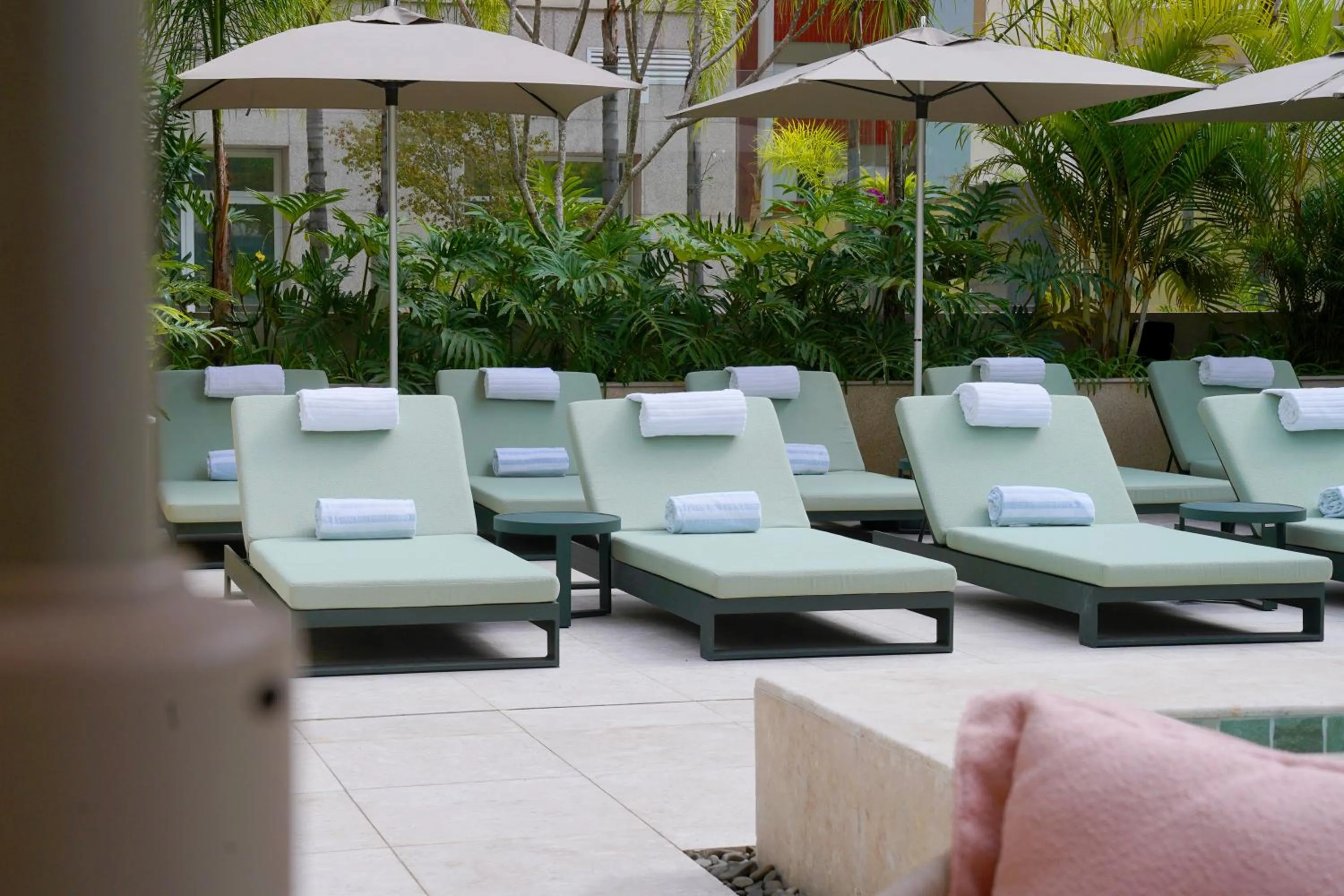 Swimming pool in HIGI HOTEL SÃO PAULO