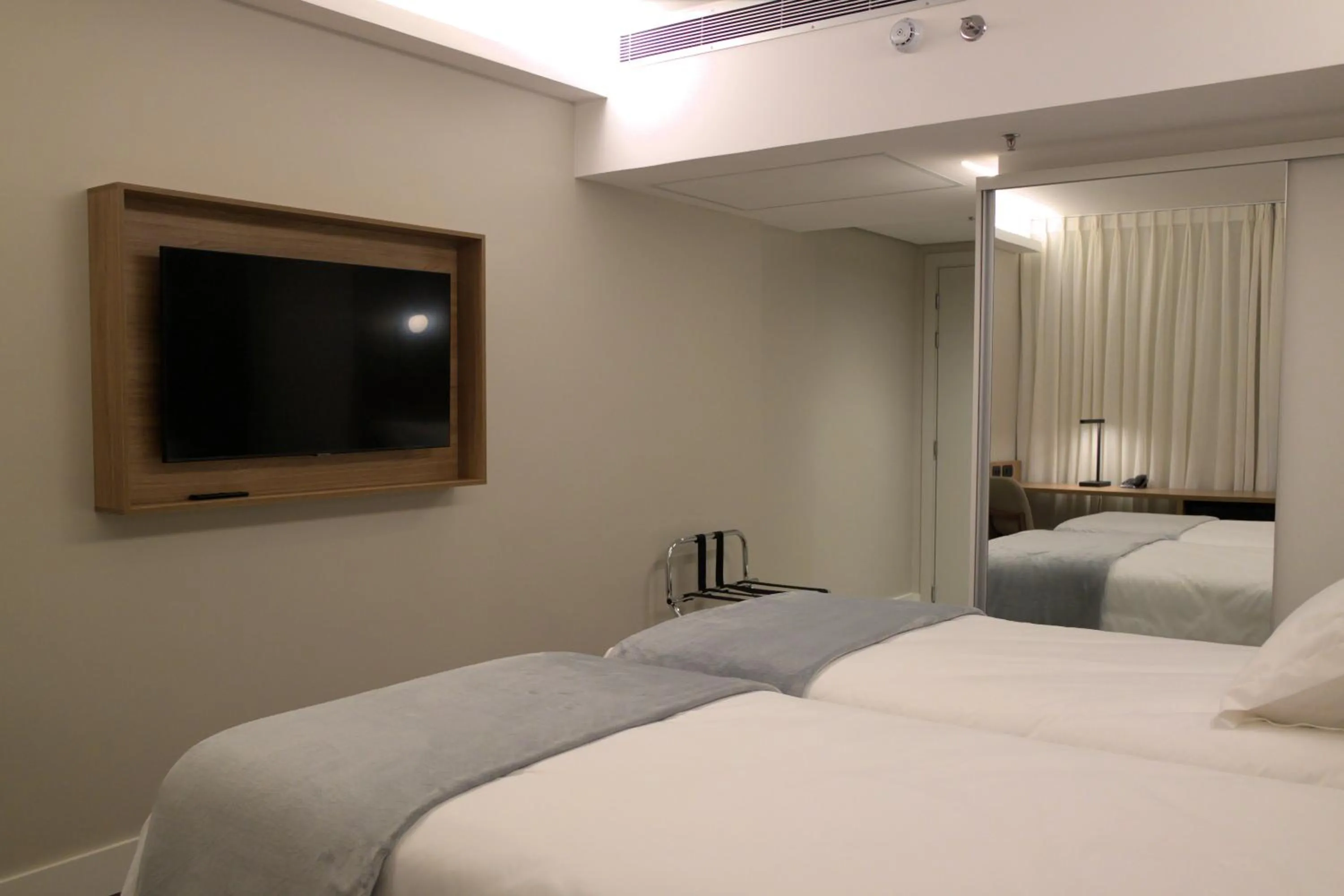 Bed in HIGI HOTEL SÃO PAULO