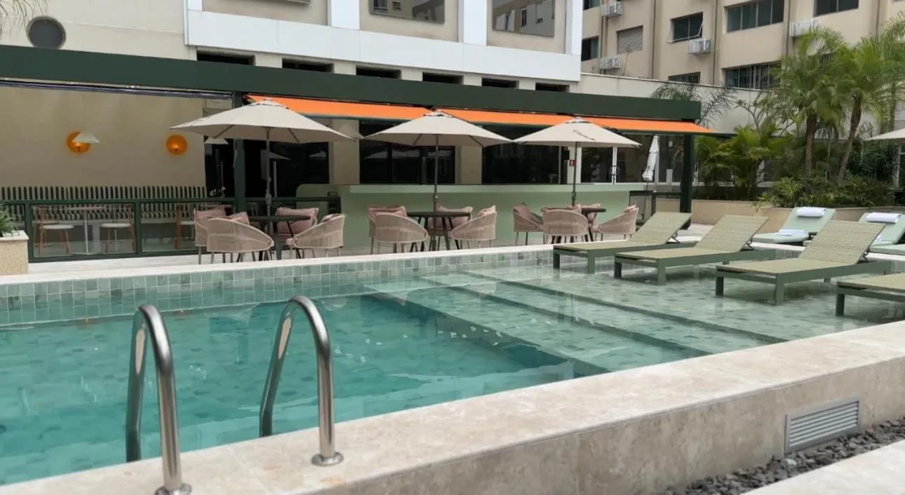 Swimming pool in HIGI HOTEL SÃO PAULO
