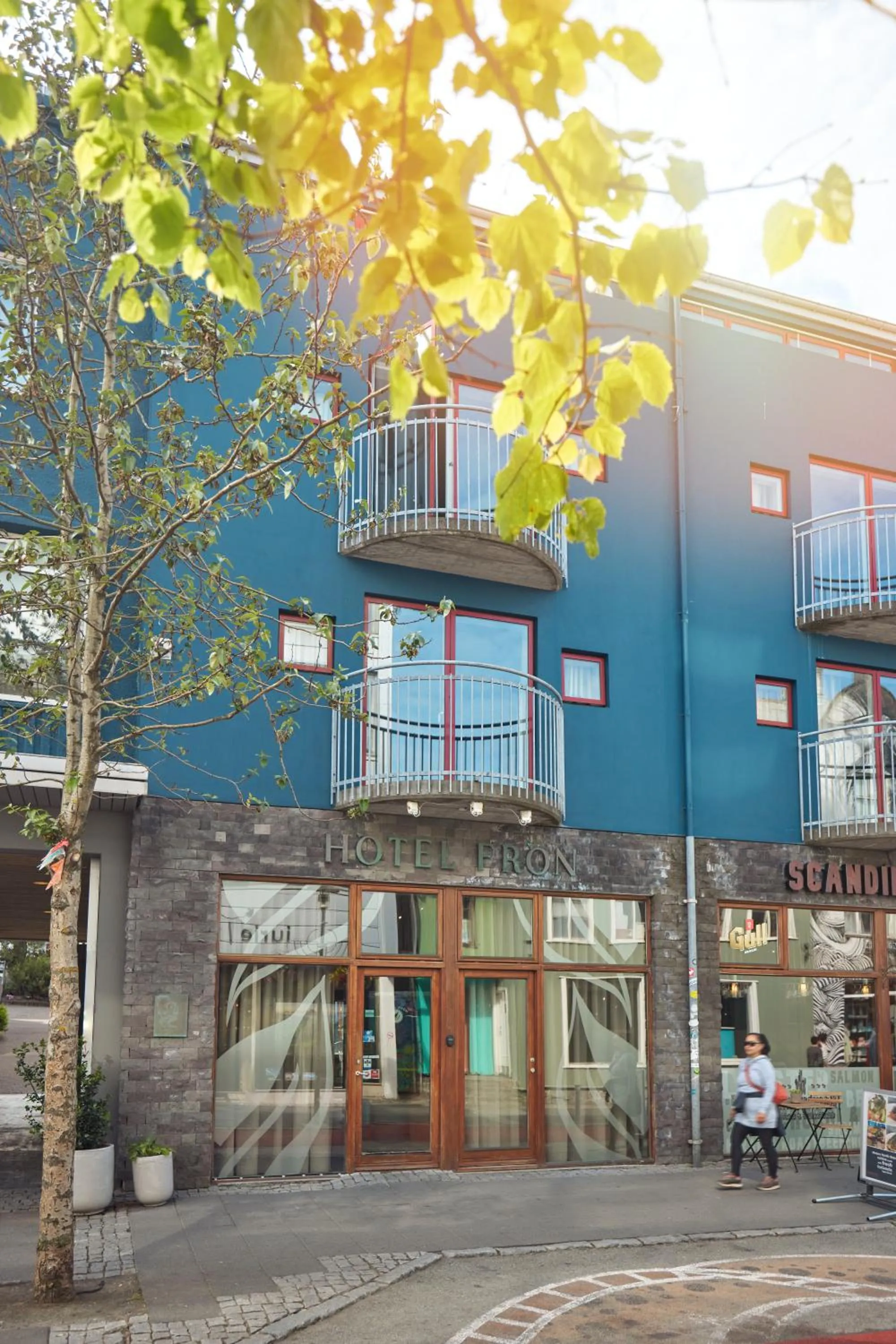 Property building in Hotel Frón