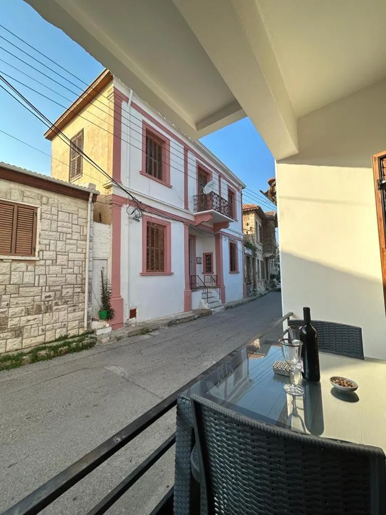 Neighbourhood in Royal Goddess Guest House, Walled City