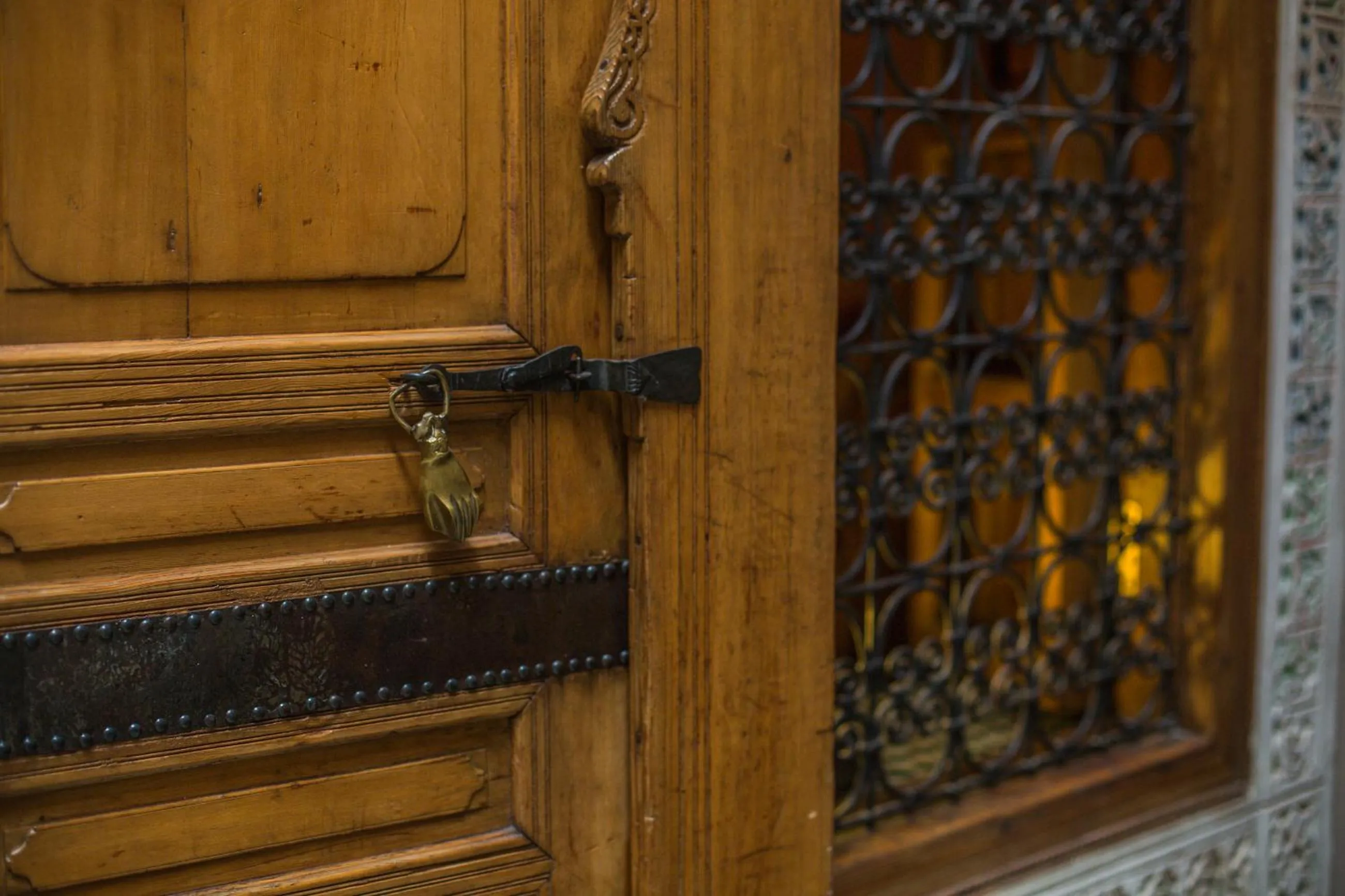 Decorative detail in Dar victoria