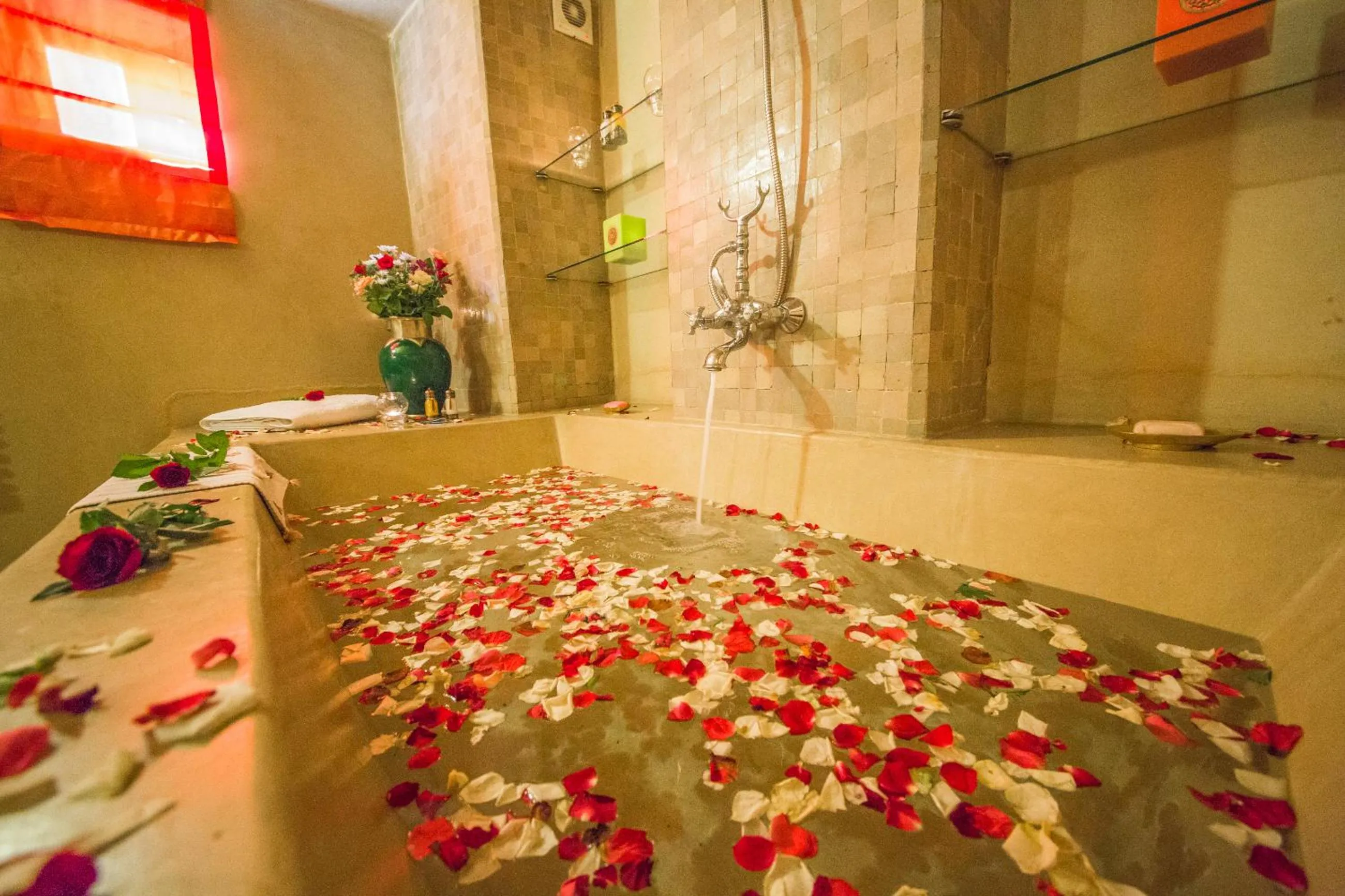 Bathroom in Dar victoria