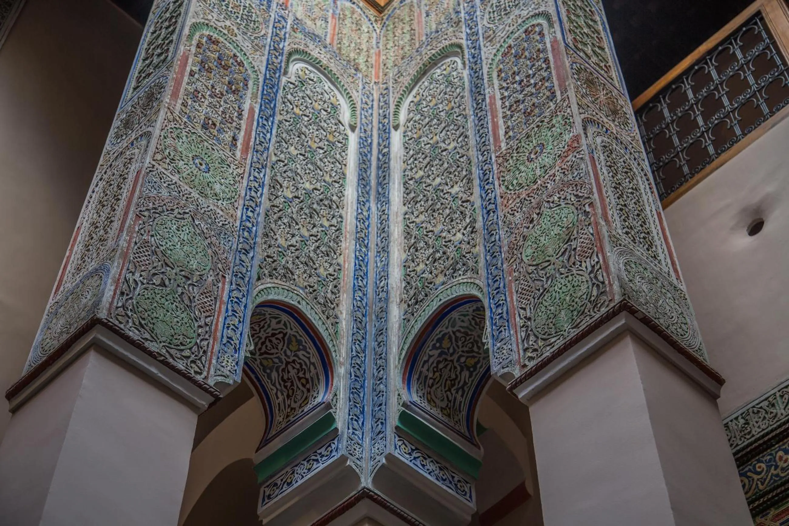 Decorative detail in Dar victoria