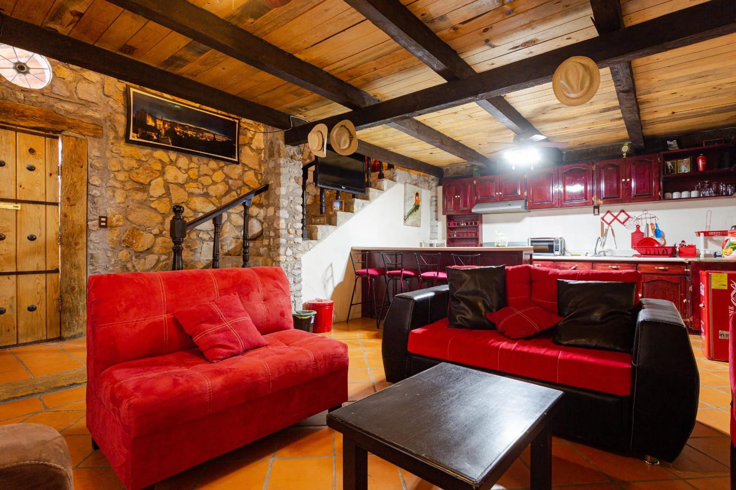 Communal lounge/ TV room in Hotel Boutique El Rincón